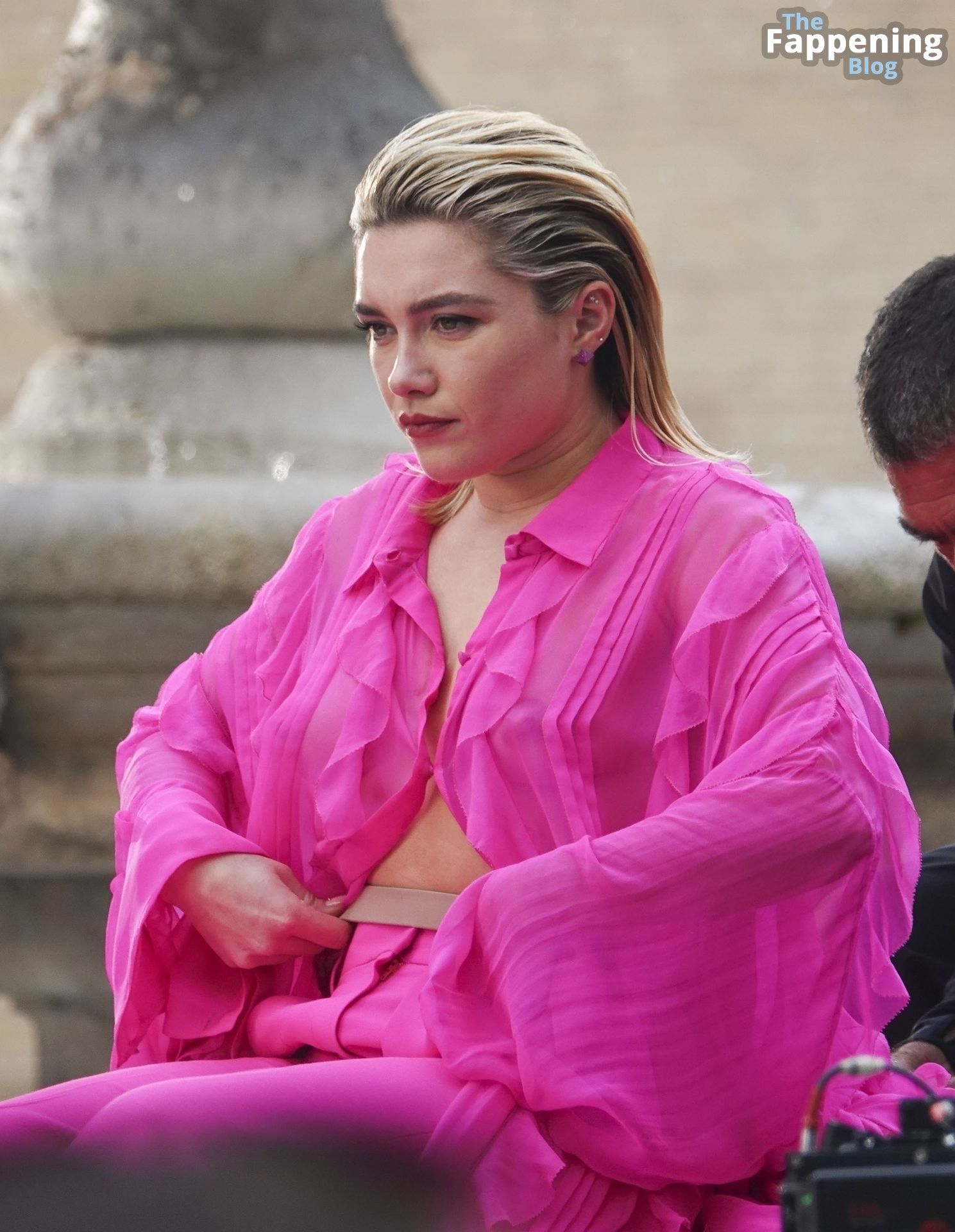 Florence-Pugh-Nude-Tits-The-Fappening-Blog-70.jpg