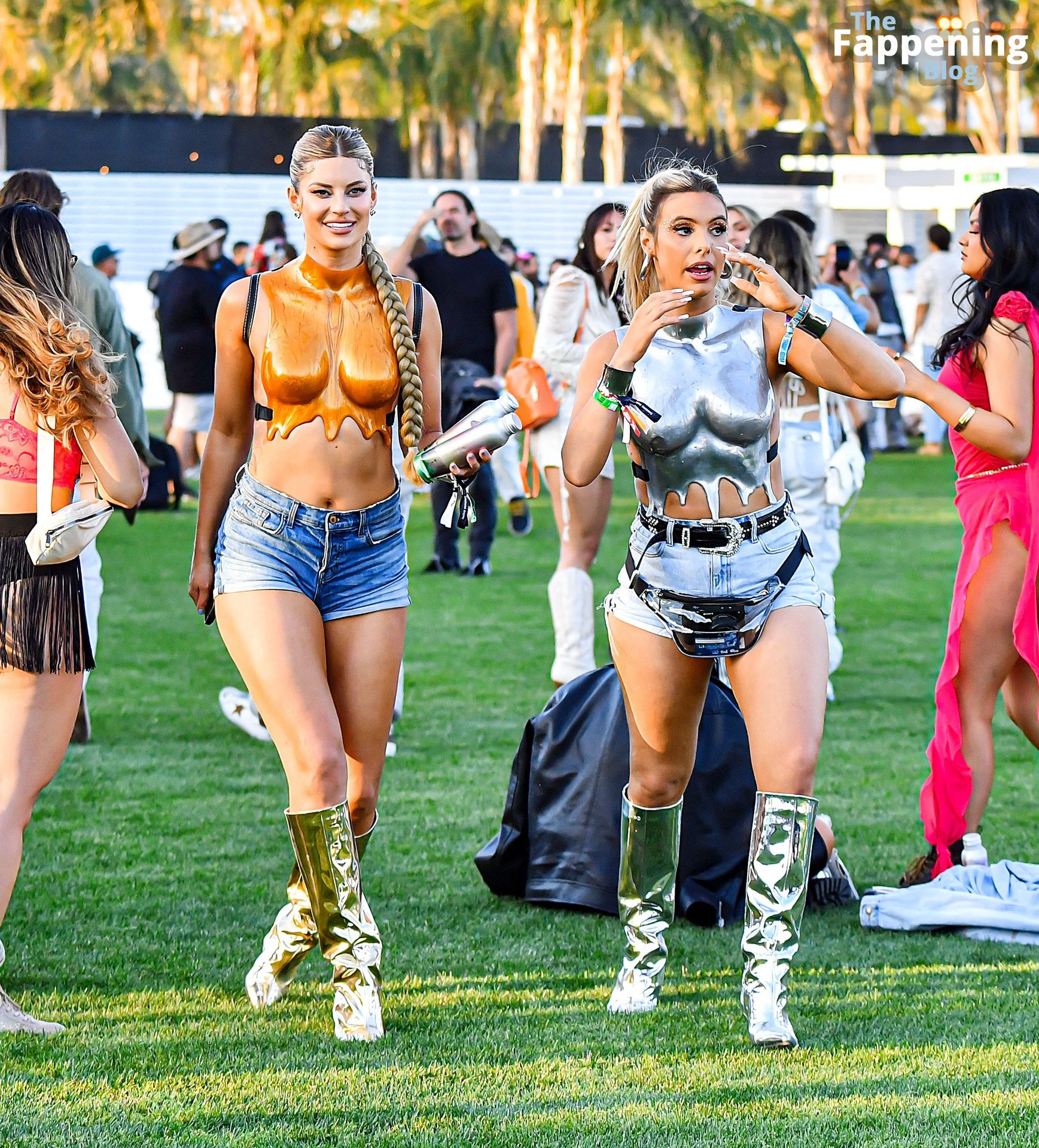 Hannah Stocking and Lele Pons Enjoy a Day at the Coachella Music &amp; Arts Festival in Indio (31 Photos + Video)