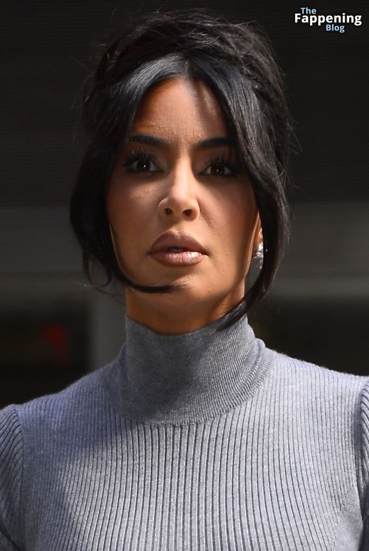 Kim Kardashian Sexy 1