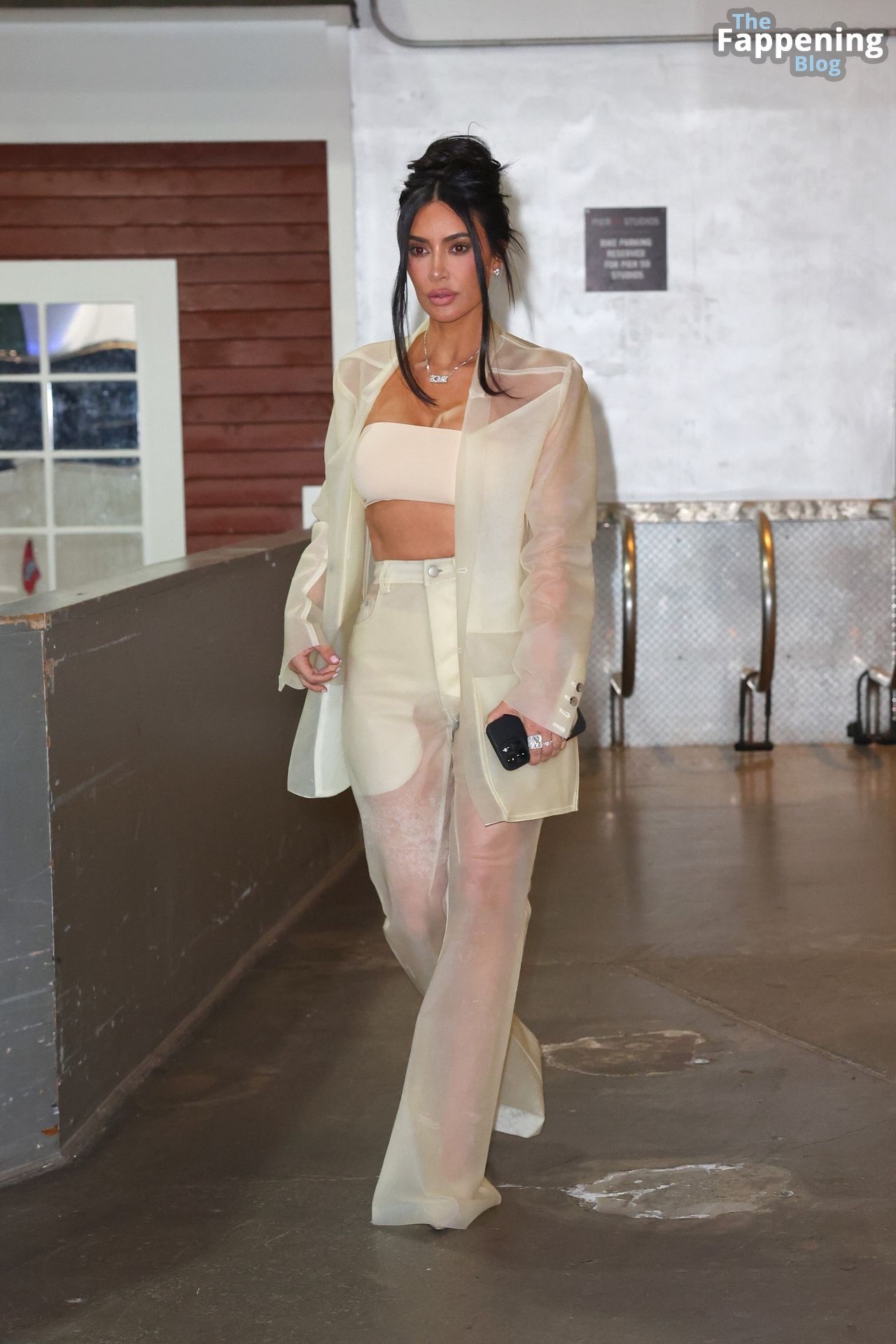Kim-Kardashian-Sexy-The-Fappening-Blog-14-1.jpg