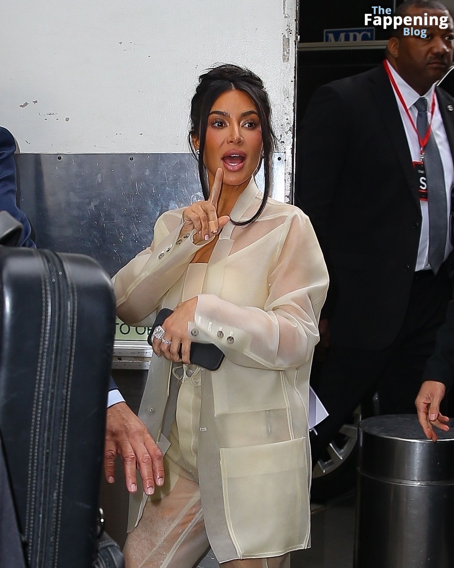 Kim Kardashian Shows Off Her Sexy Boobs in New York (185 Photos)