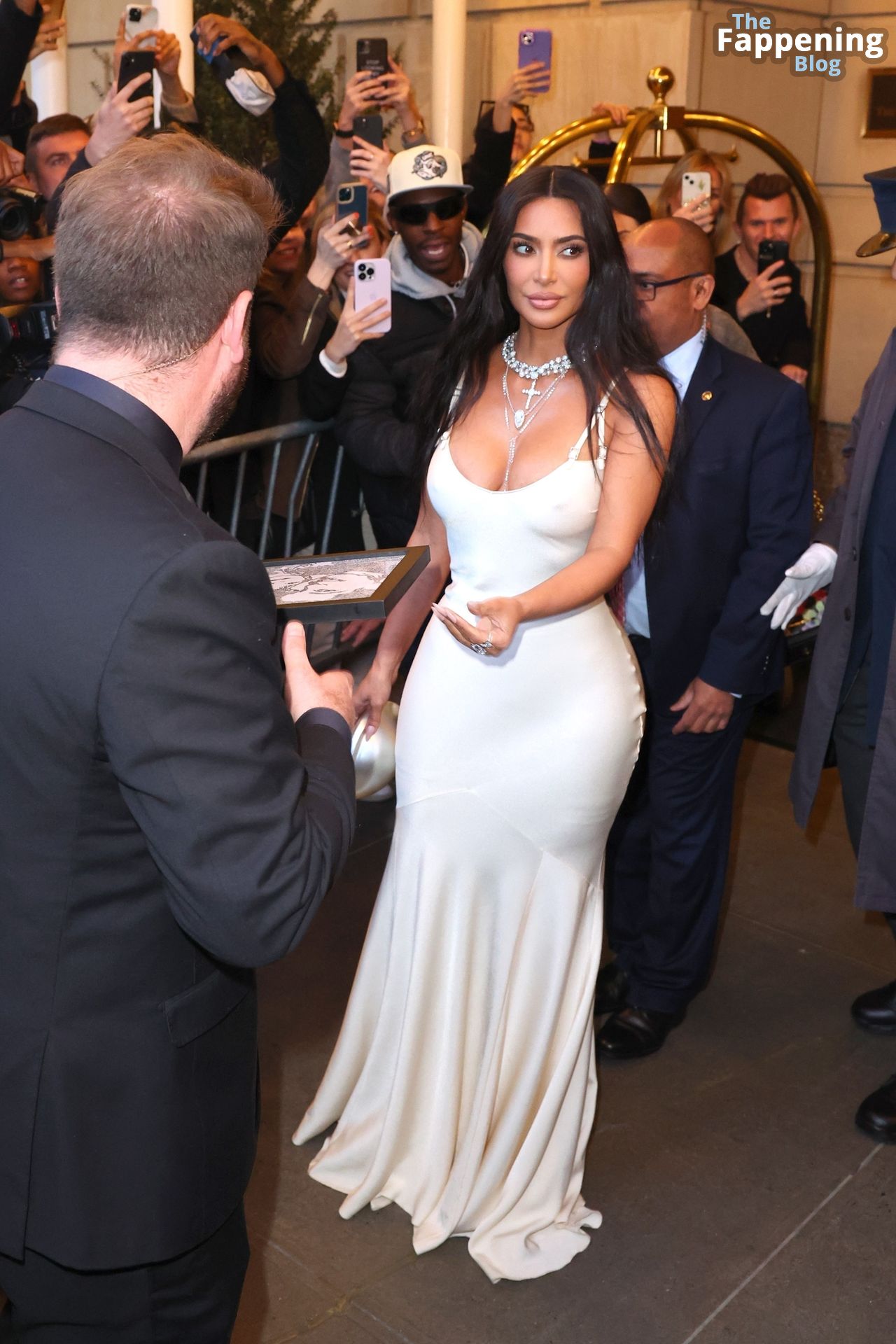 Kim-Kardashian-Sexy-The-Fappening-Blog-23-2.jpg