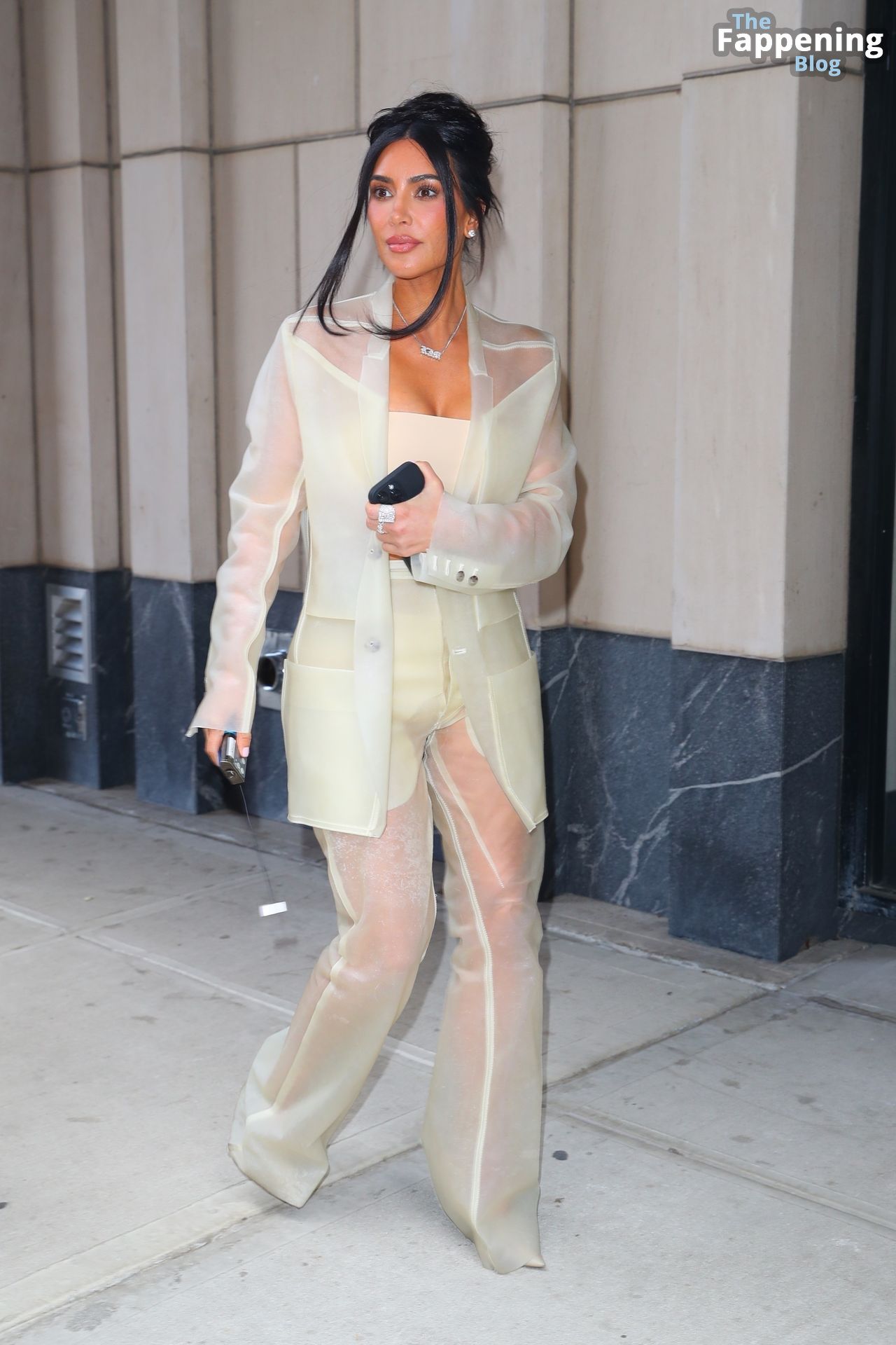 Kim-Kardashian-Sexy-The-Fappening-Blog-49-1.jpg