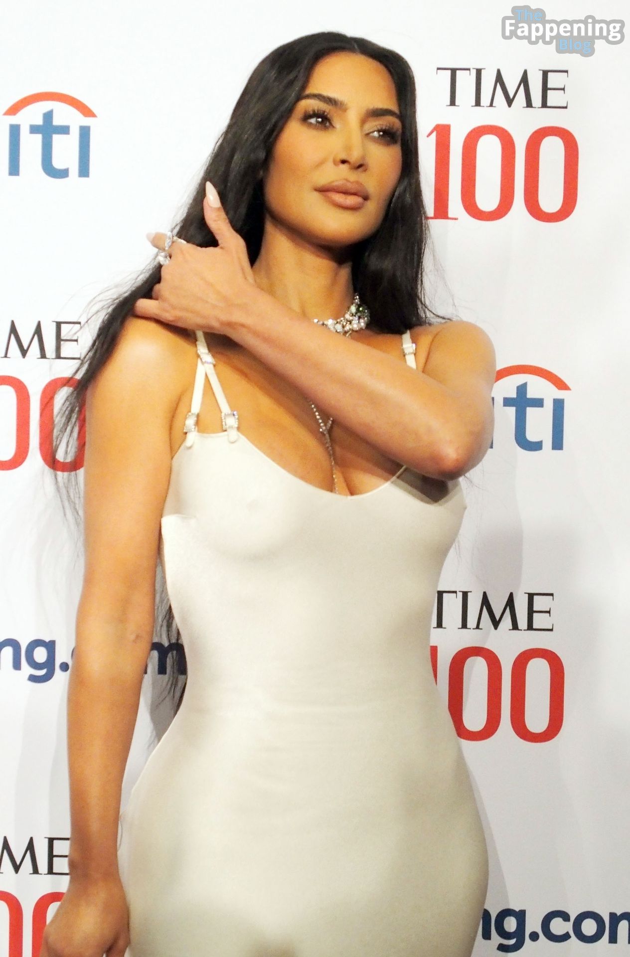 Kim-Kardashian-Sexy-The-Fappening-Blog-50-2.jpg