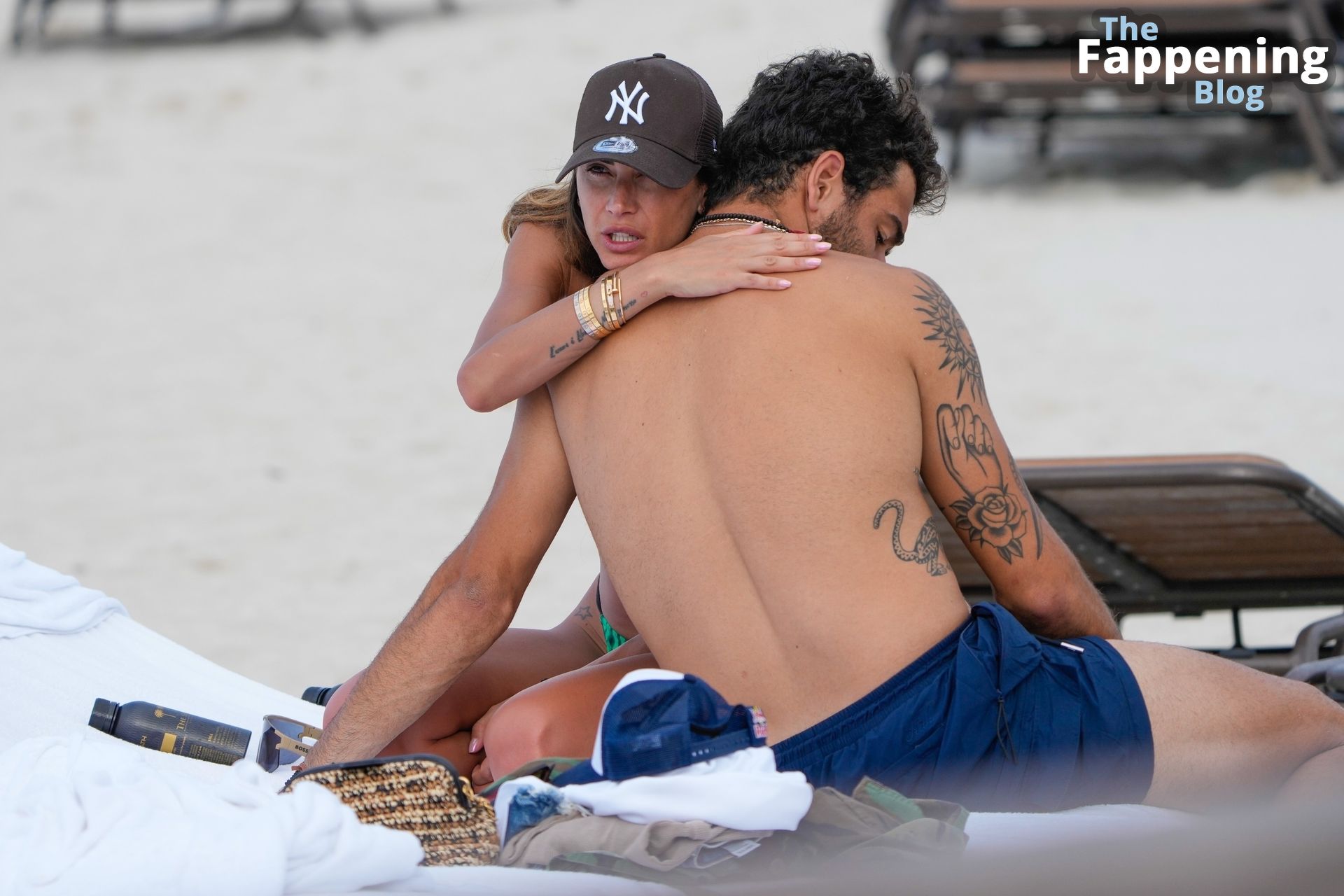 Melissa Satta Enjoys Beach Day with Matteo Berrettini in Miami (40 Photos)