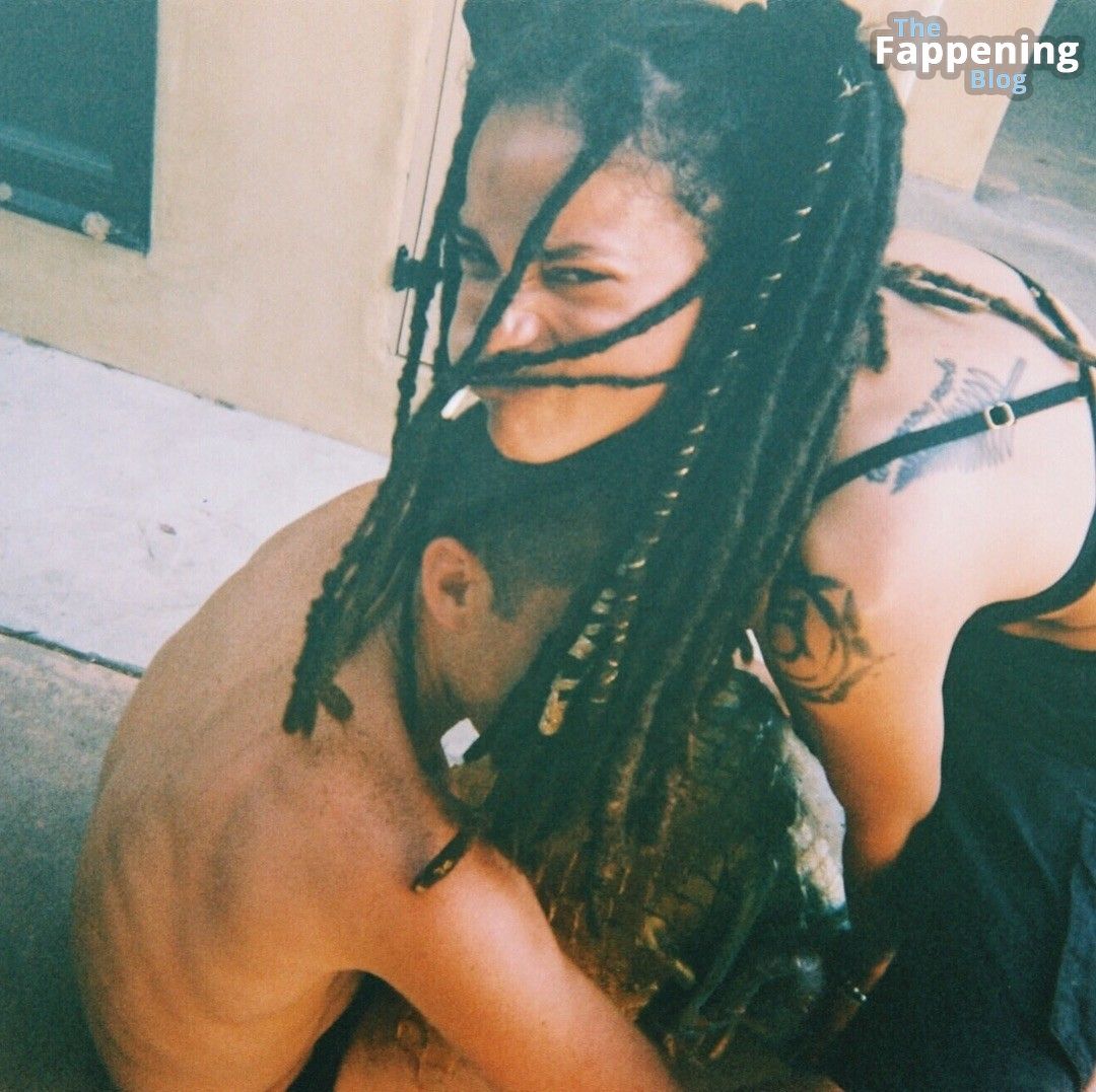 Sasha Lane Nude &amp; Sexy Collection (99 Photos)