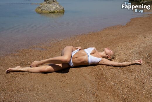 Fabiana Nude Leaks Photo 23