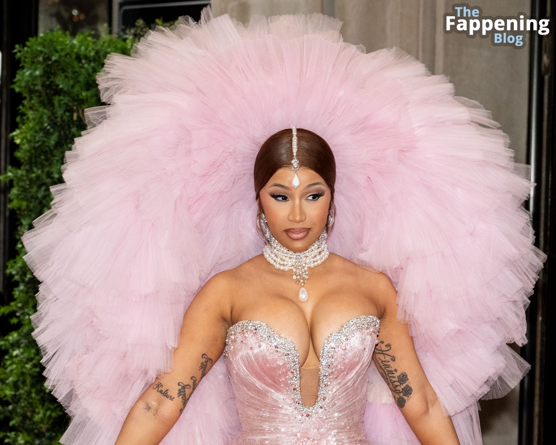 Cardi B Shows Off Her Big Boobs Leaving The Mark Hotel in New York (67 Photos)