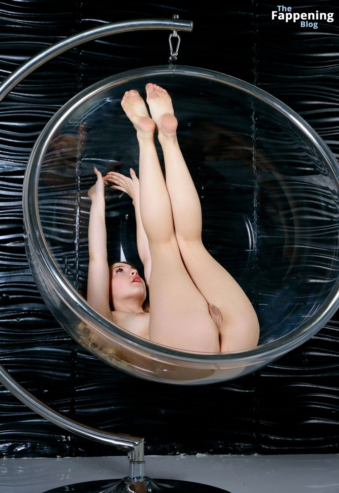 Catarina Nude &amp; Sexy – Presenting (38 Photos)