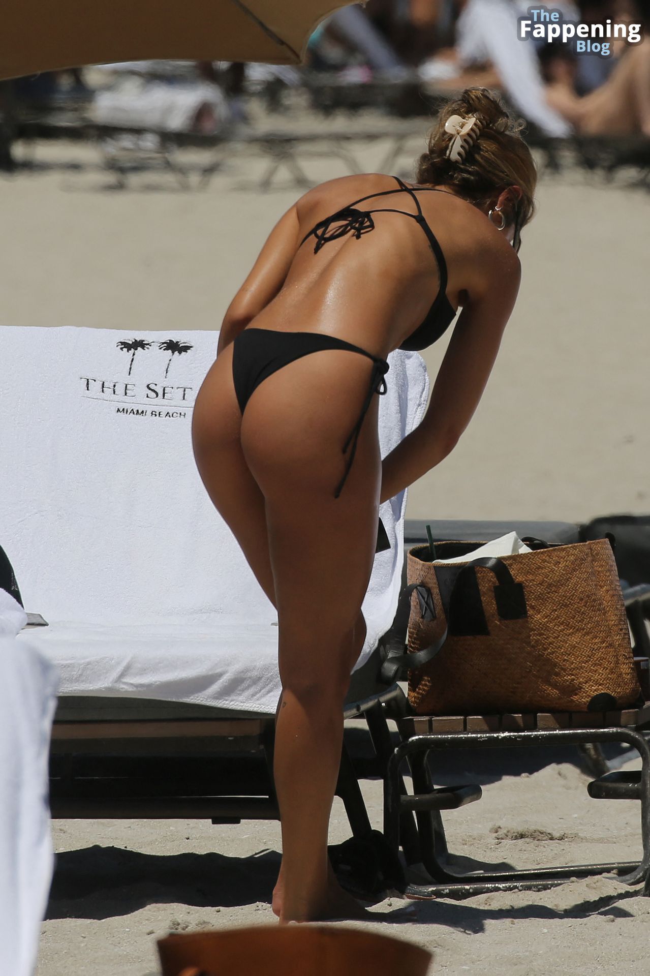 Chantel Jeffries Shows Off Her Sexy Bikini Body on the Beach in Miami (25 Photos)