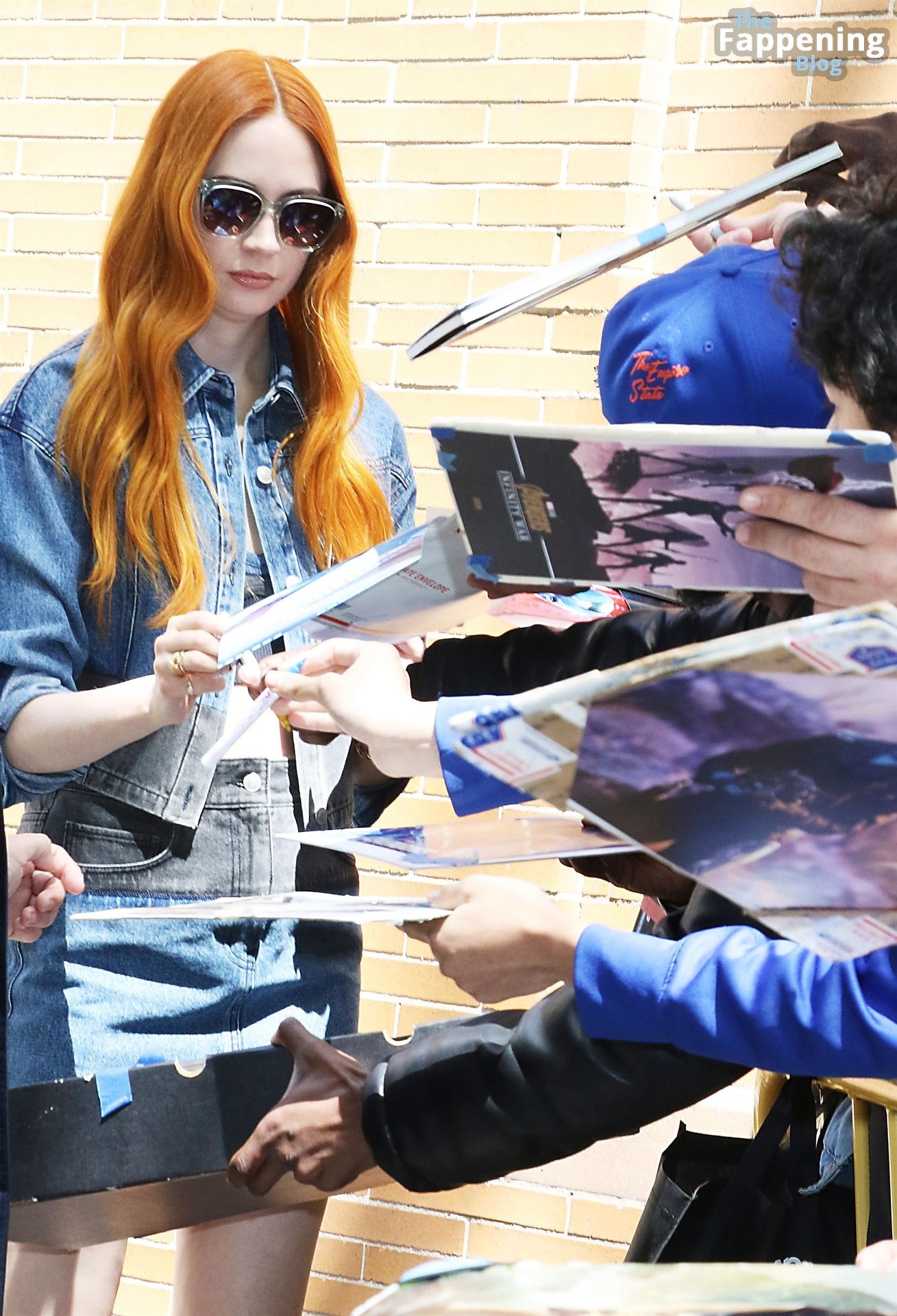 Karen Gillan Looks Stunning as She Greets Fans at The View (35 Photos)