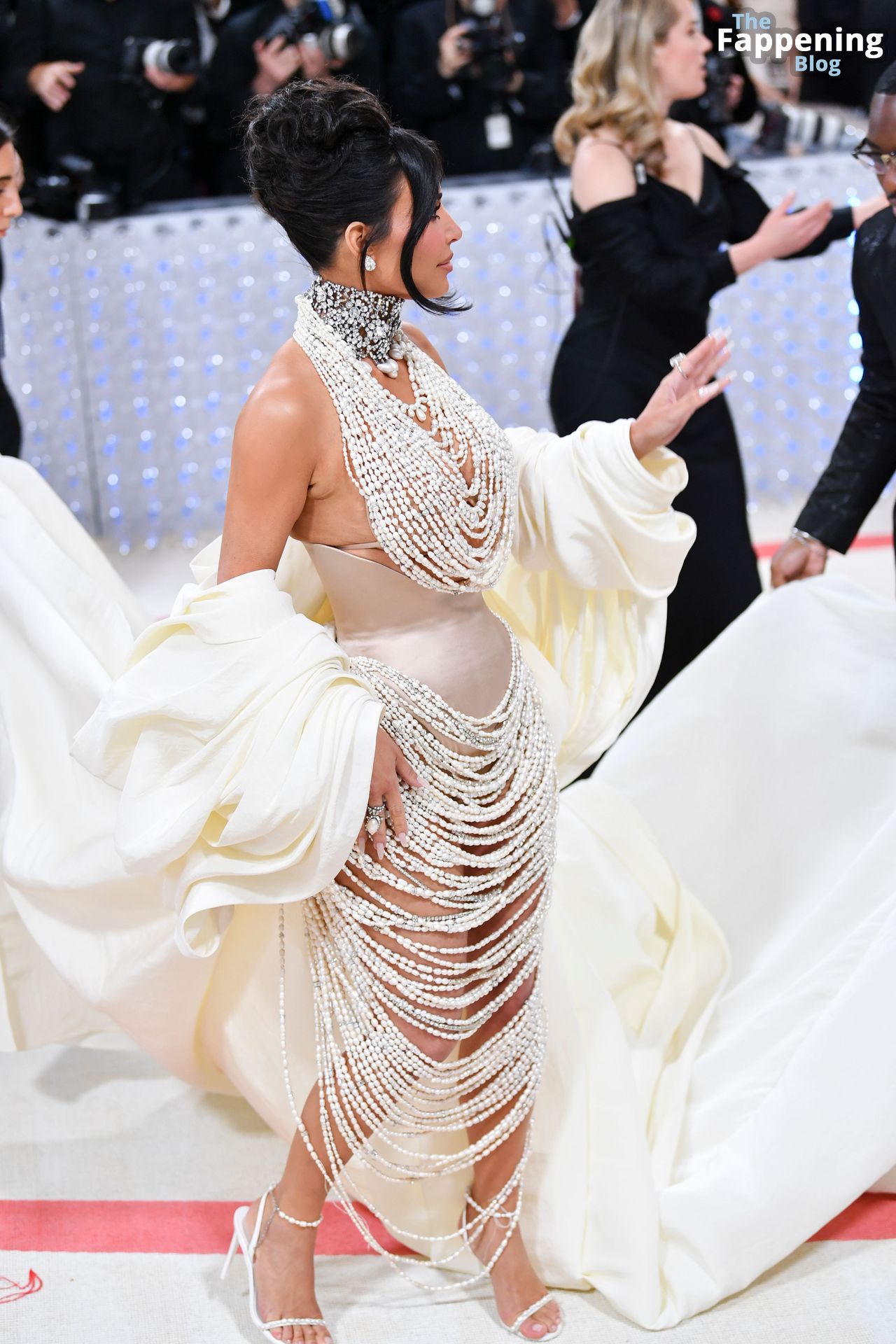 Kim-Kardashian-Sexy-The-Fappening-Blog-32.jpg