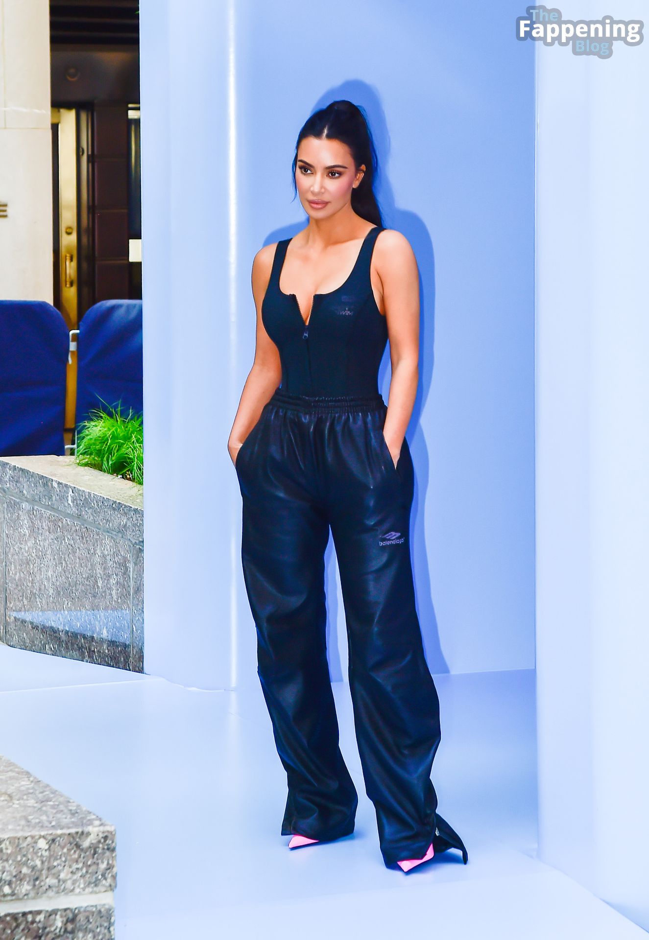 Kim Kardashian is Spotted Filming at Tiffany’s in NYC (131 Photos)