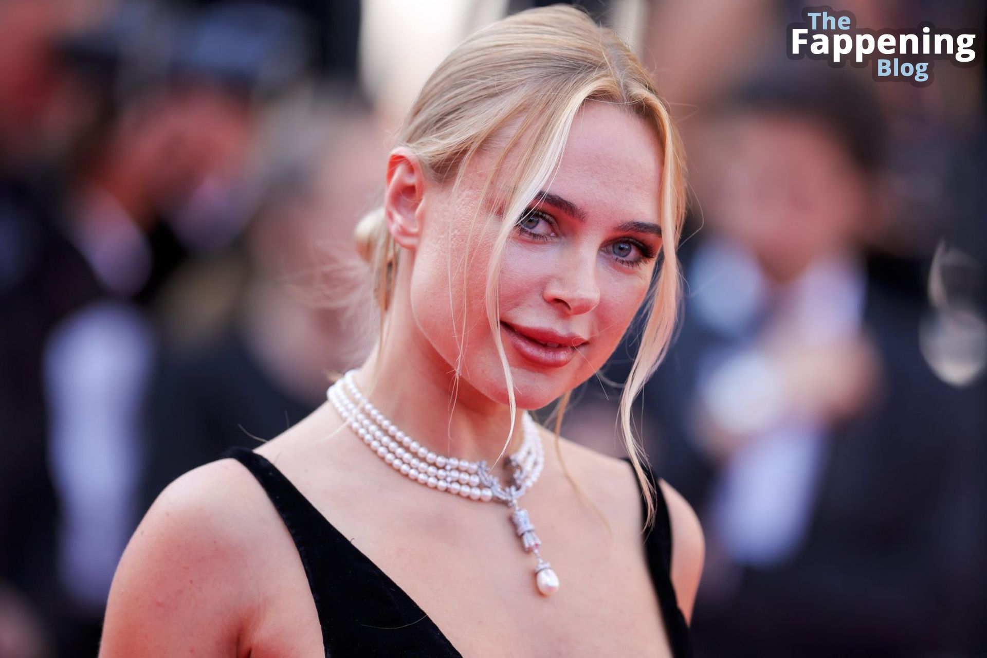 Kimberley Garner Stuns on the Red Carpet of the “Asteroid City” Premiere in Cannes (127 Photos)
