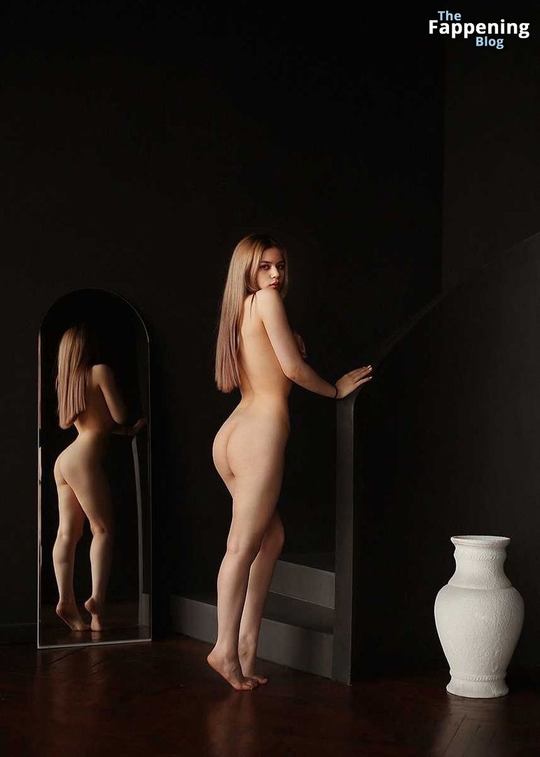 Maya Shakhnazarova Nude (35 Photos)
