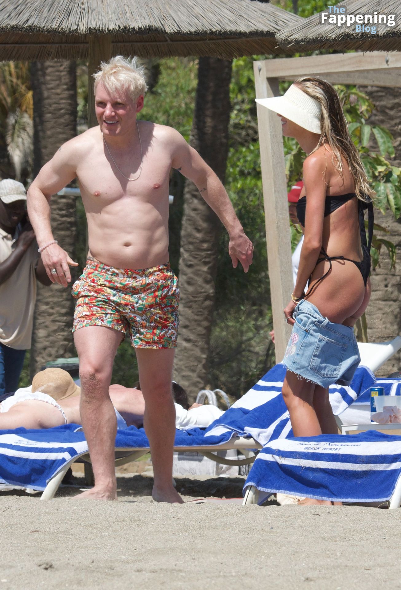 Sophie Habboo &amp; Jamie Laing Soak Up the Sun on Their Marbella Holiday (43 Photos)