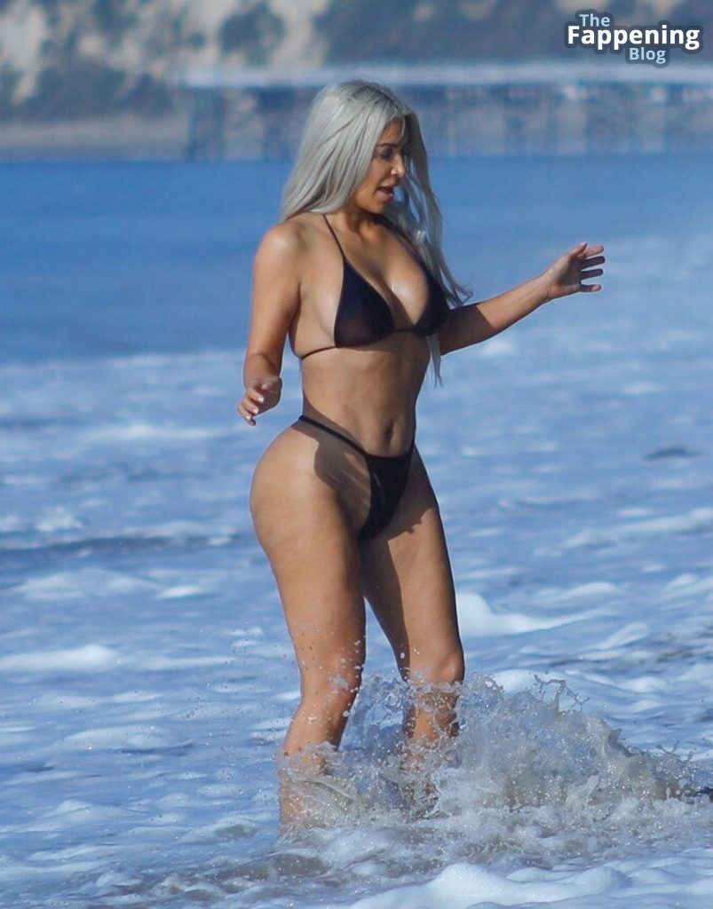 kim-kardashian-bikini-31518-thefappeningblog.com_.jpg