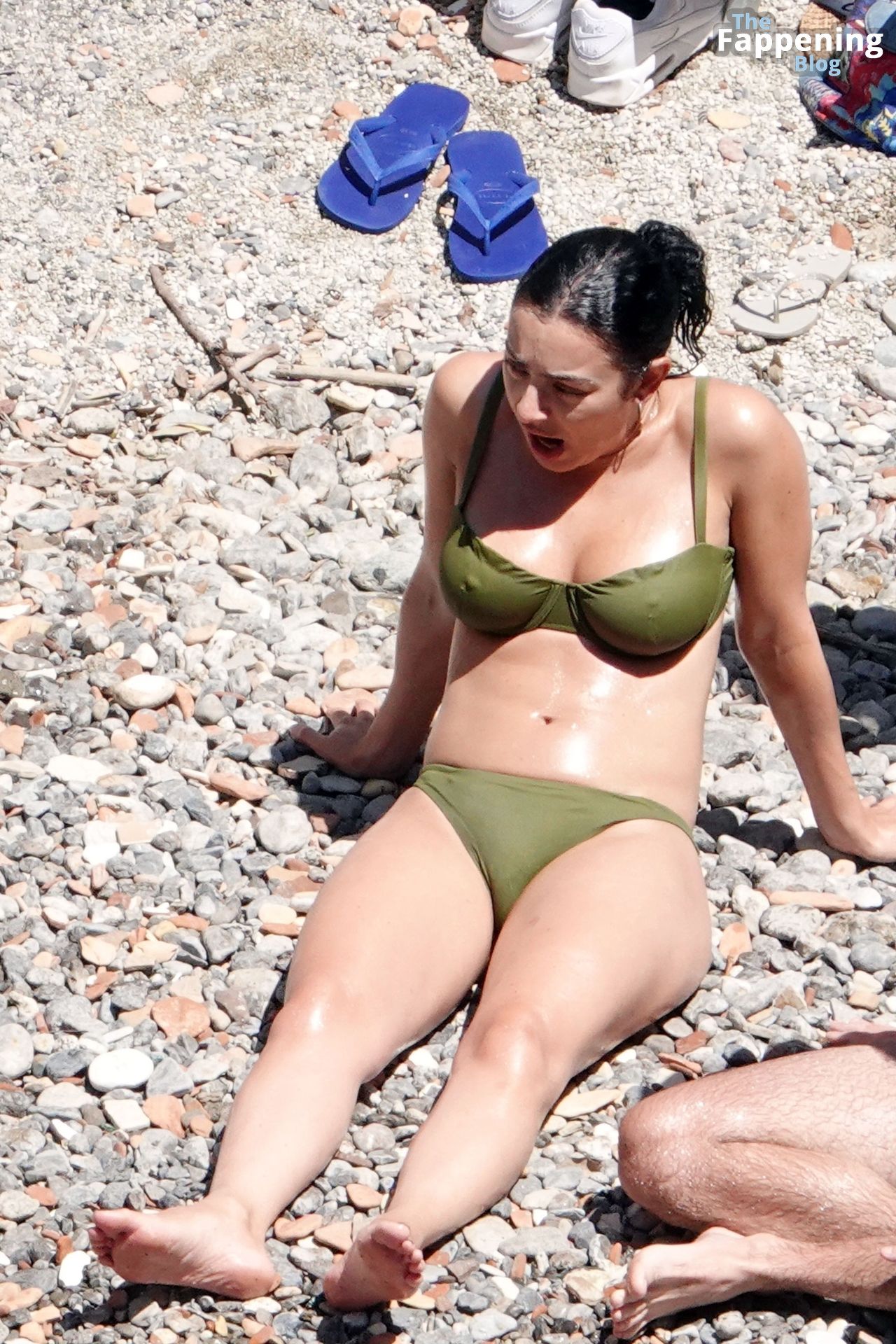 Charli XCX Shows Off Her Voluptuous Figure Wearing Her Skimpy Little Green Bikini (92 Photos)