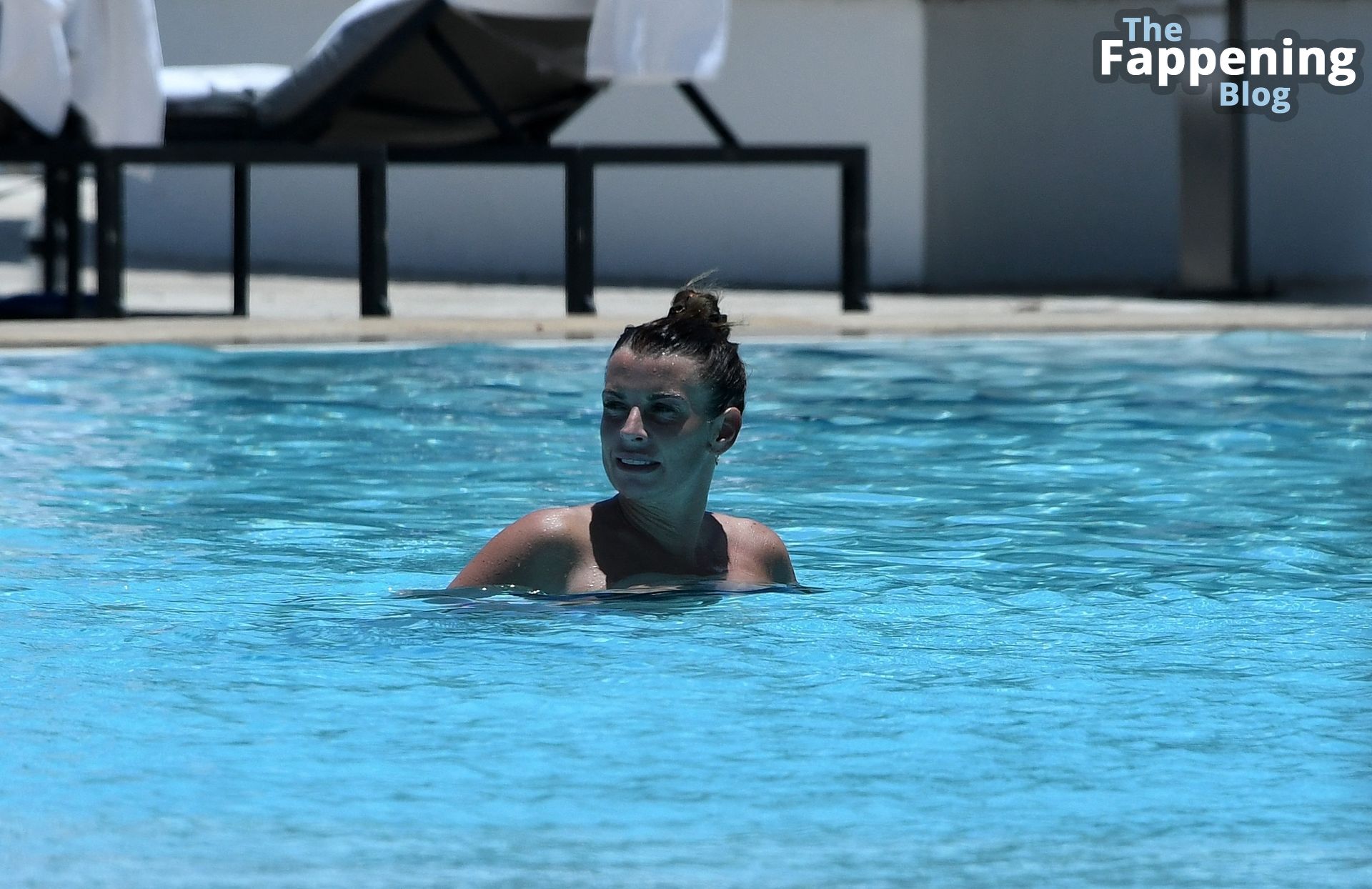 Coleen Rooney Shows Off Her Bikini Body After Enjoying a Dip in Her Hotel Pool in Ft. Lauderdale (Photos)
