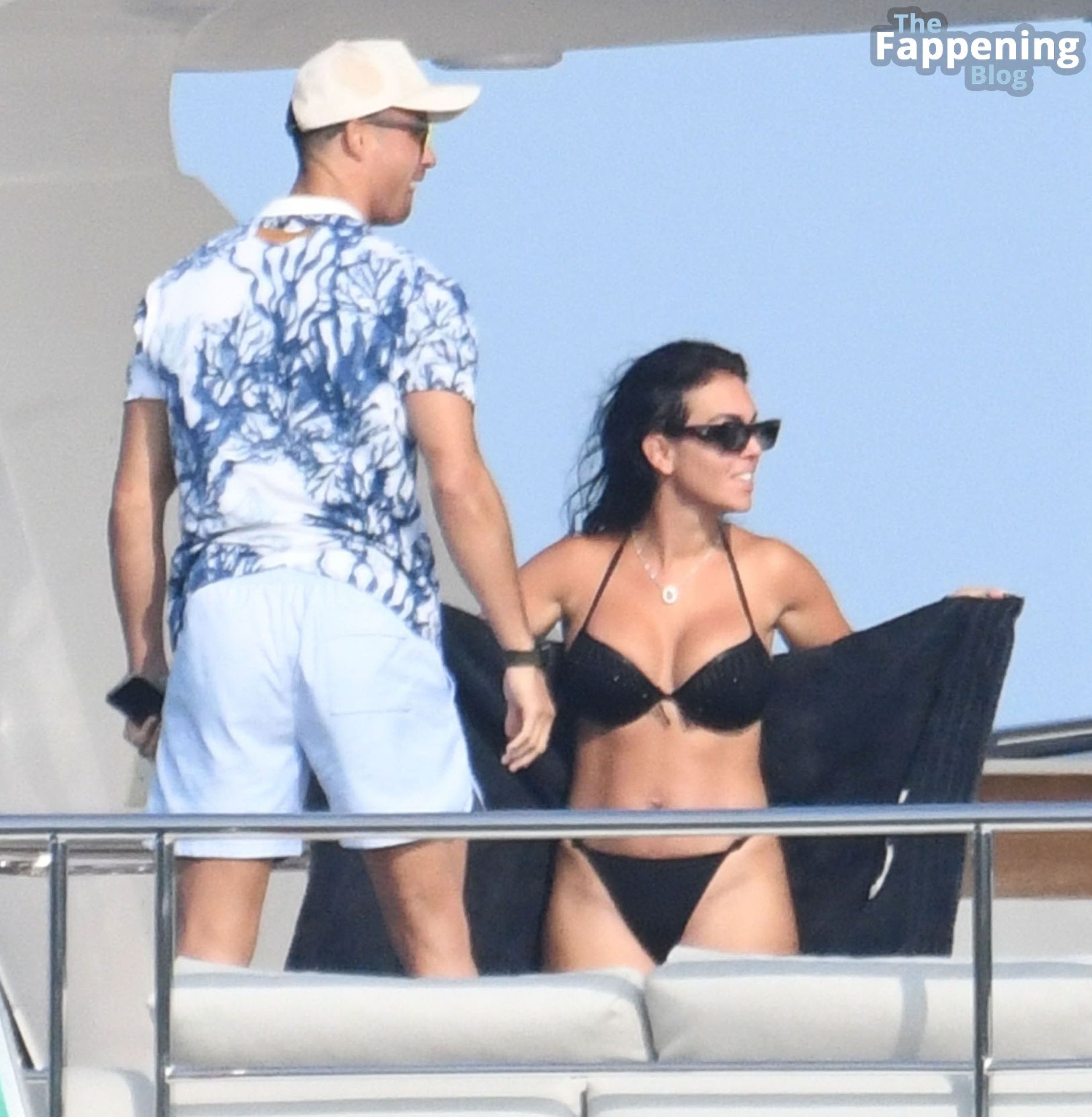Georgina Rodriguez and Cristiano Ronaldo are Pictured on Holiday in Sardinia (57 Photos) #TheFappening