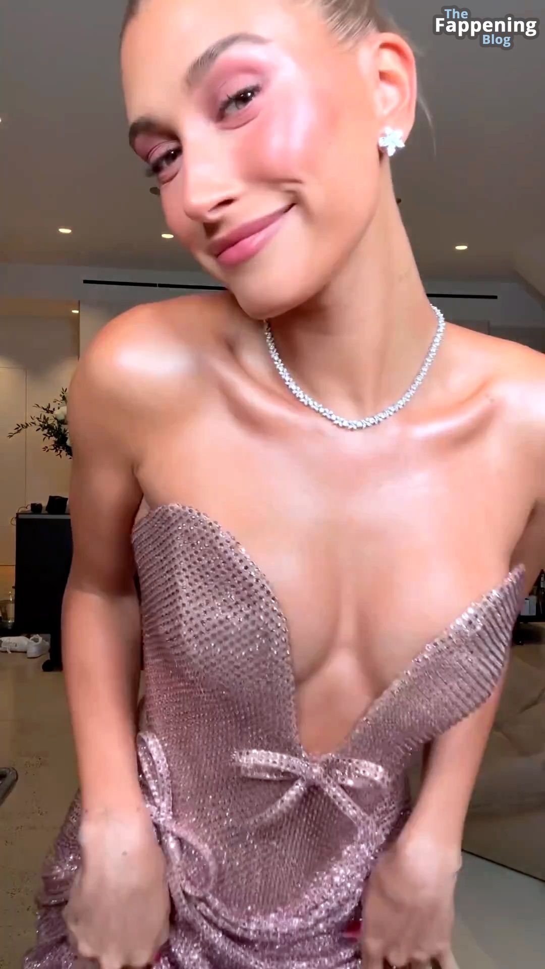 Hailey Bieber Displays Her Stunning Figure as She Celebrates Anniversary of Her Rhode Brand (18 Photos + Video)