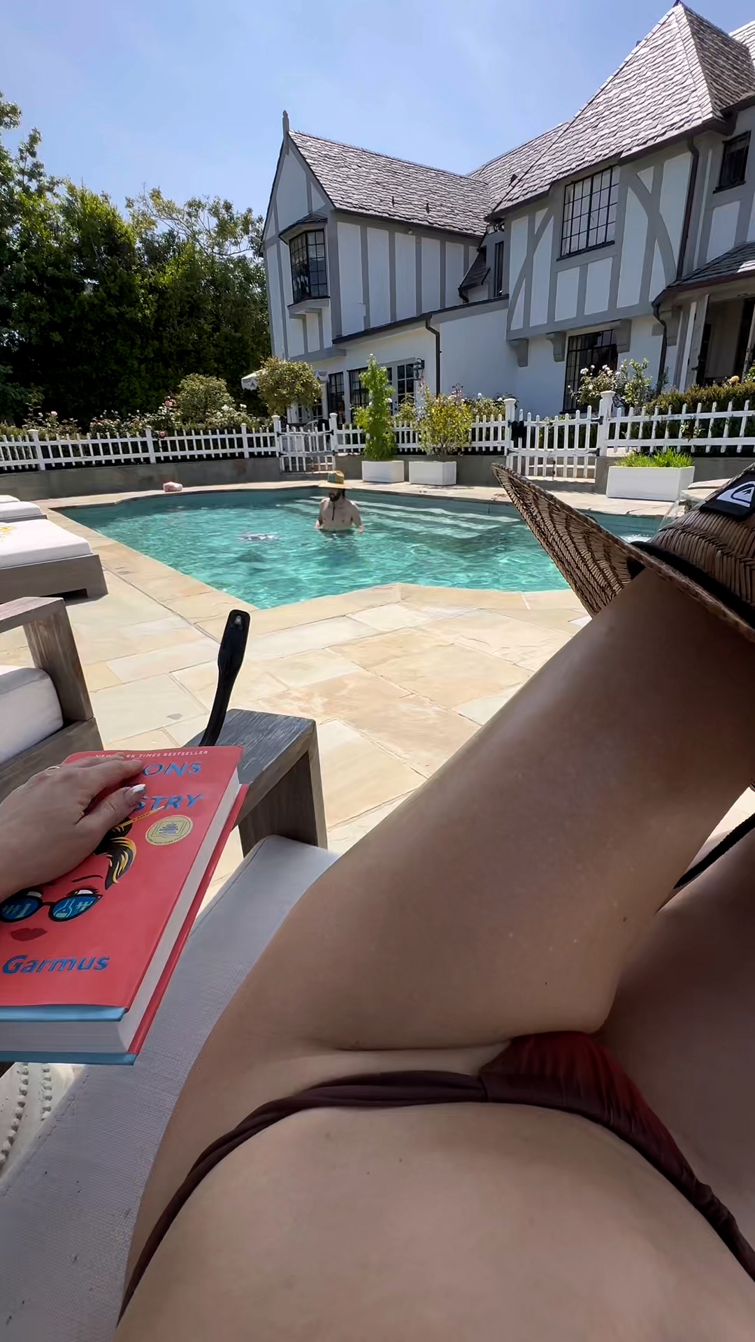 Kate-Hudson-Topless-The-Fappening-Blog-3.jpg