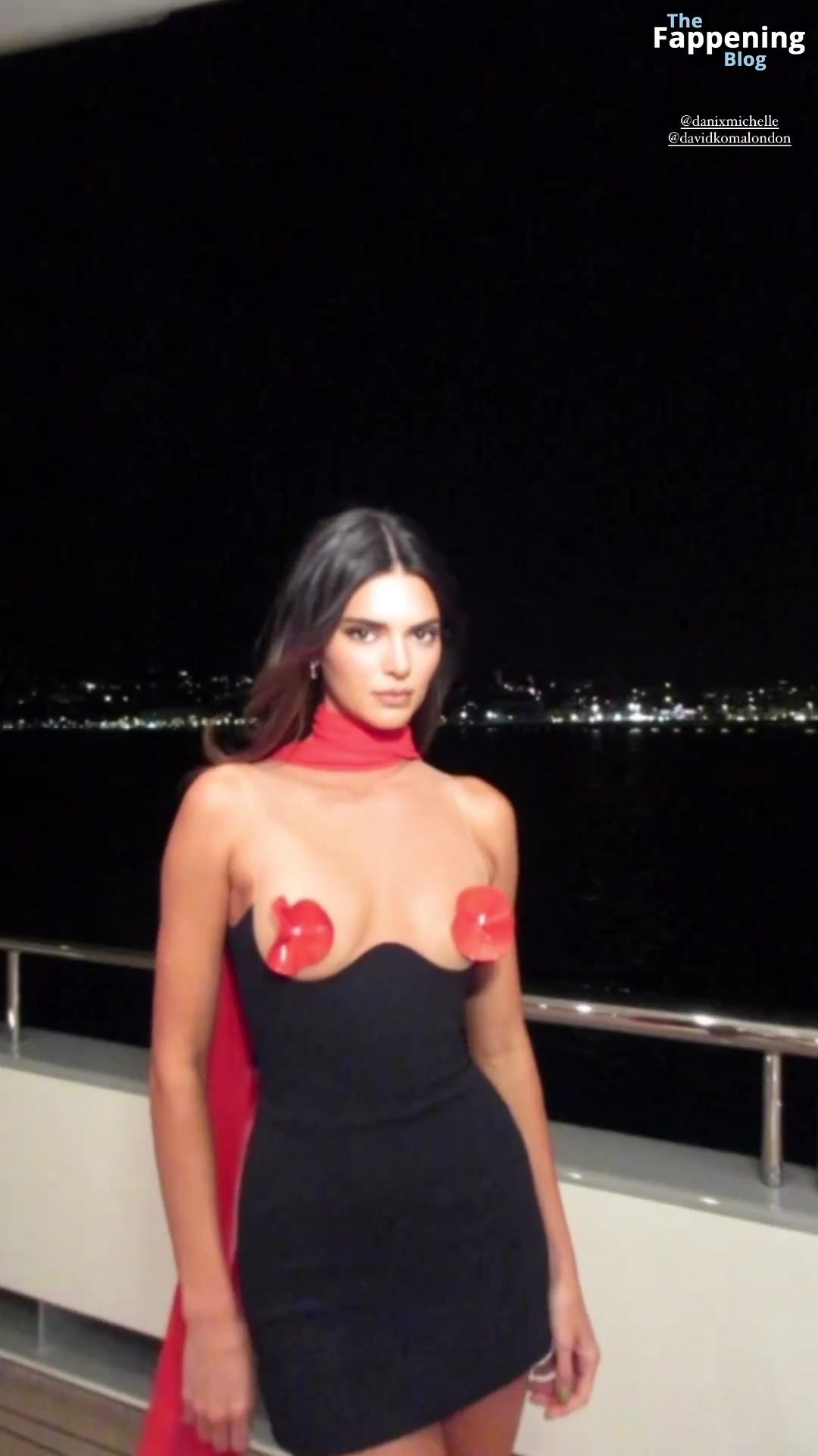Kendall-Jenner-Topless-The-Fappening-Blog-4-1.jpg