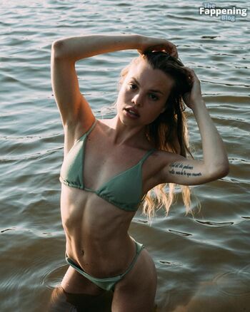 Lea Zoe Voss / leazoevoss Nude Leaks Photo 13