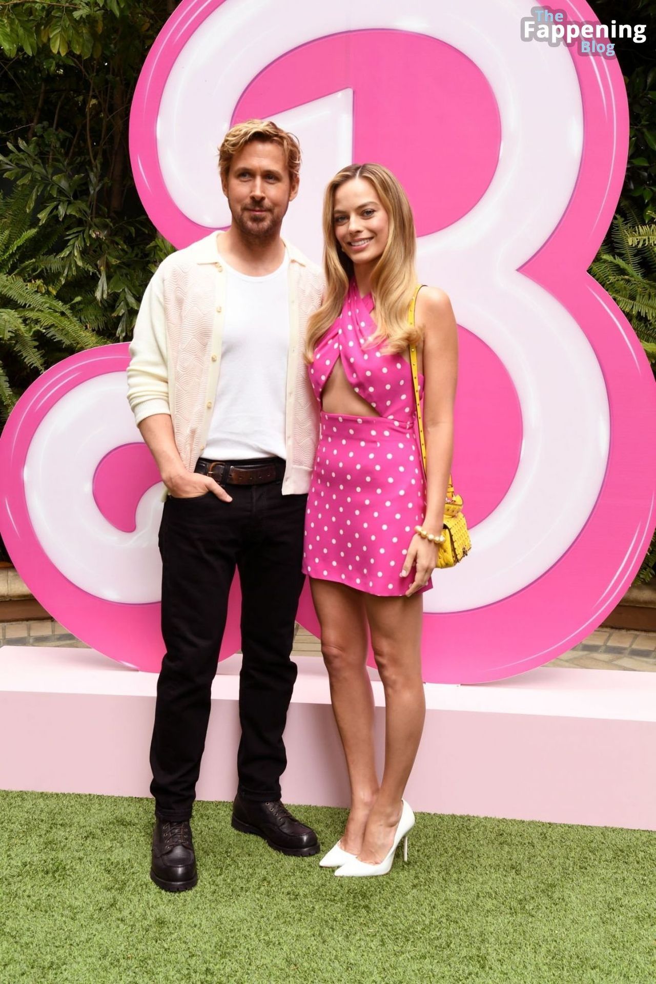 Margot Robbie Looks Pretty at the “Barbie” Photocall in Los Angeles (45 Photos)