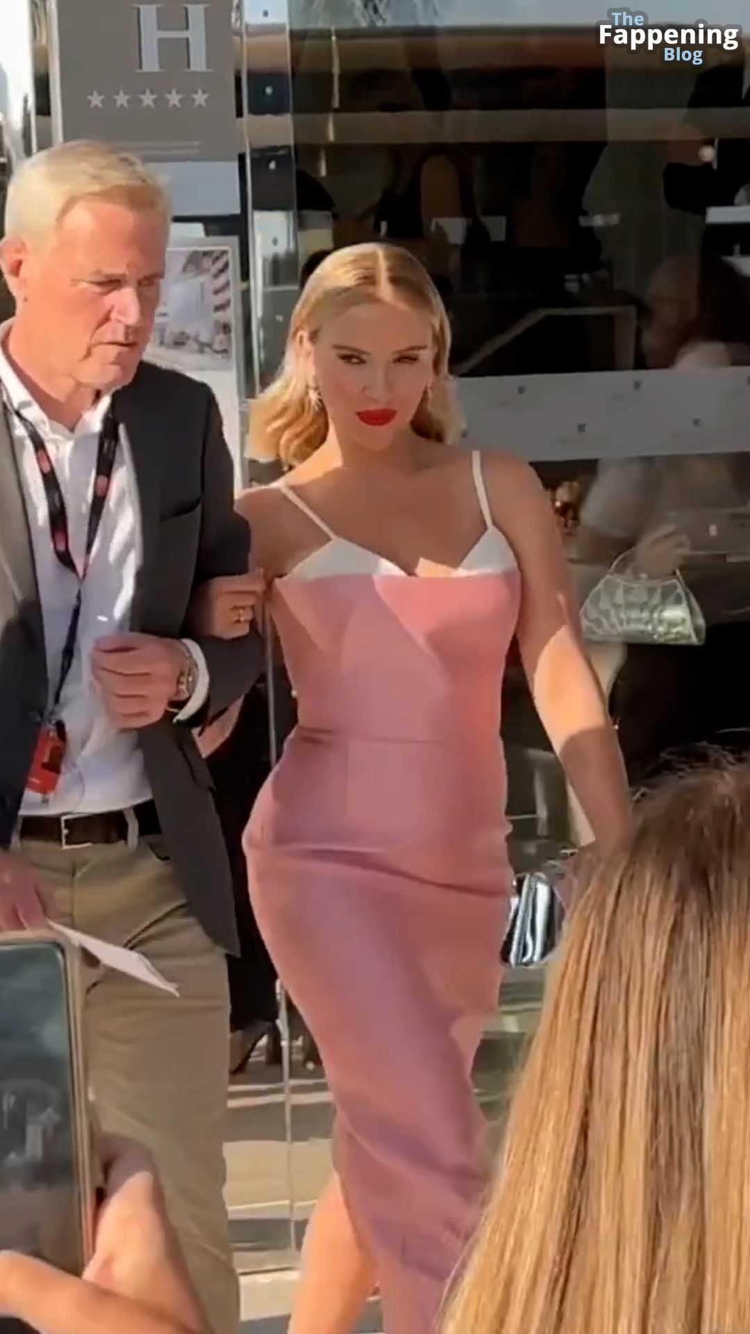 Scarlett-Johansson-Sexy-The-Fappening-Blog-1.jpg