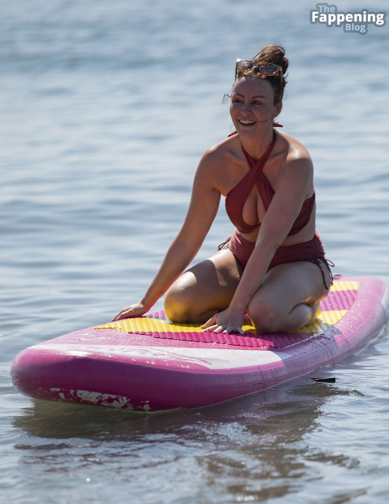 Chanelle Hayes Tries Her Hand at a Spot of Paddle Boarding While on Holiday in Spain (26 Photos)