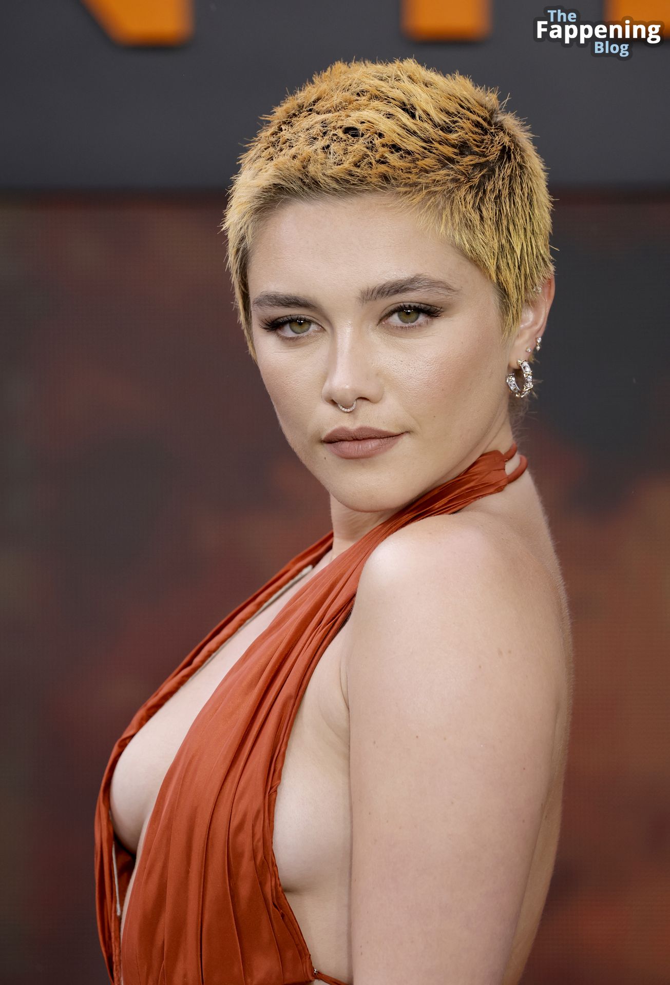 Florence Pugh Flaunts Her Sexy Tits at the “Oppenheimer” Premiere in London (122 Photos)
