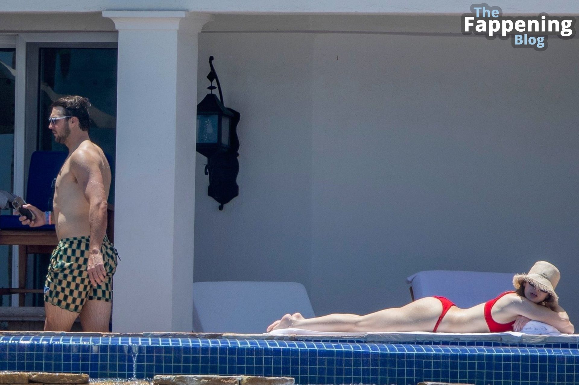 Hailee Steinfeld &amp; Josh Allen Heat Up Mexico with Their New Romance (45 Photos)