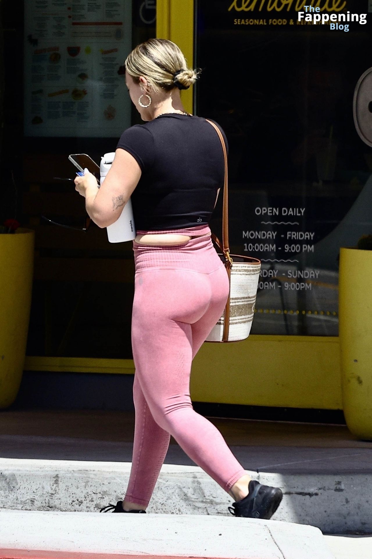 Hilary Duff Shows Off Her Sexy Butt at the Gym in Studio City (21 Photos)