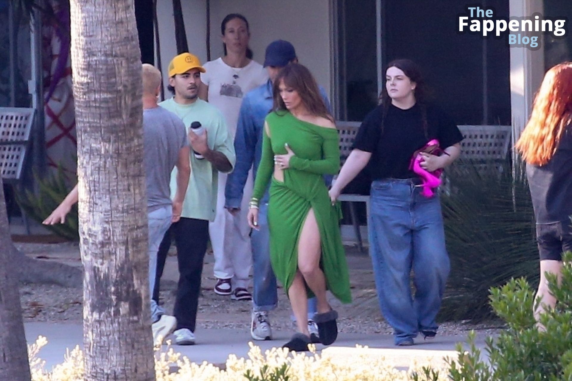 Jennifer-Lopez-Sexy-The-Fappening-Blog-34.jpg