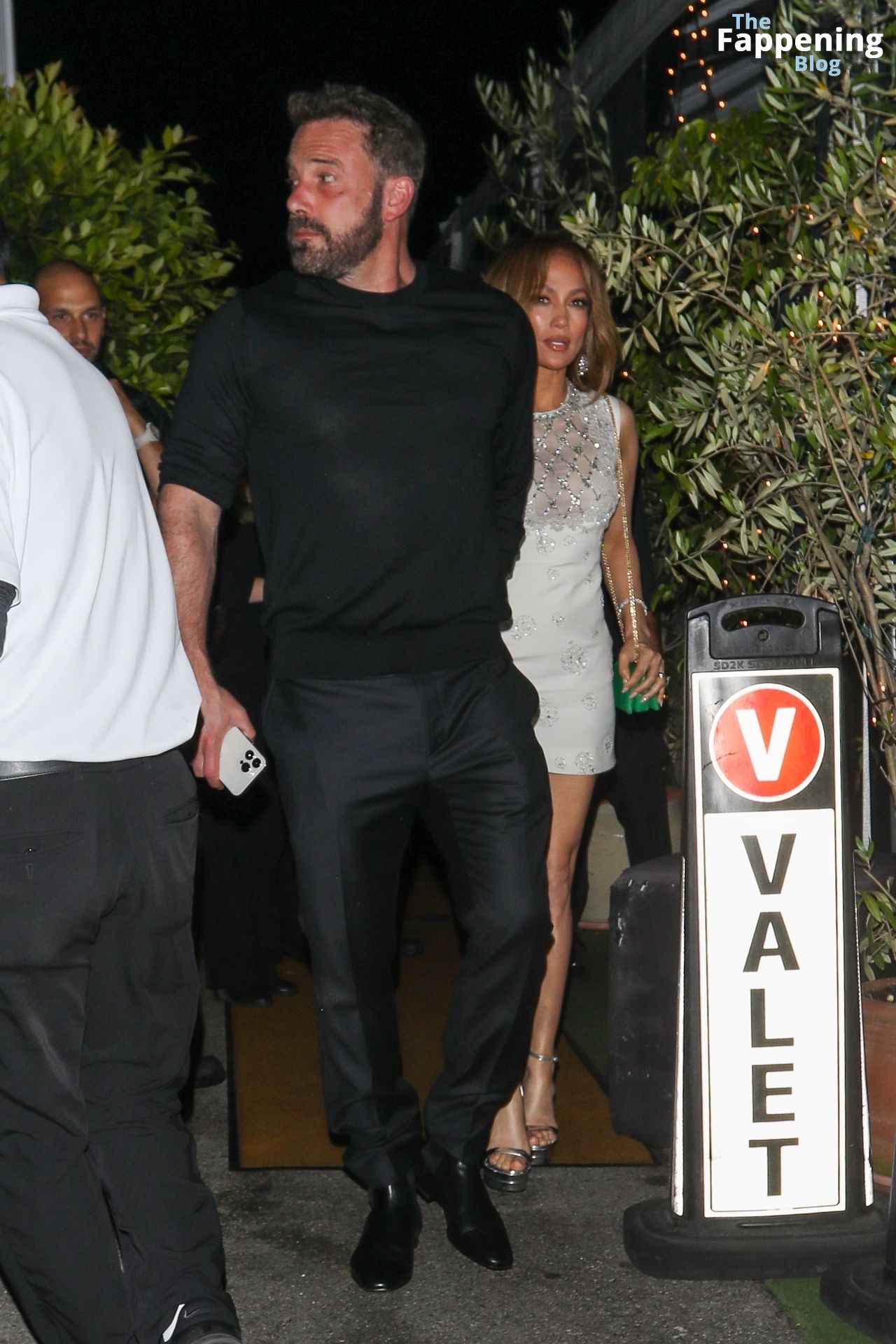 Jennifer Lopez &amp; Ben Affleck Reignite Sparks with Enchanting Dinner Date at Giorgio Baldi (150 Photos)