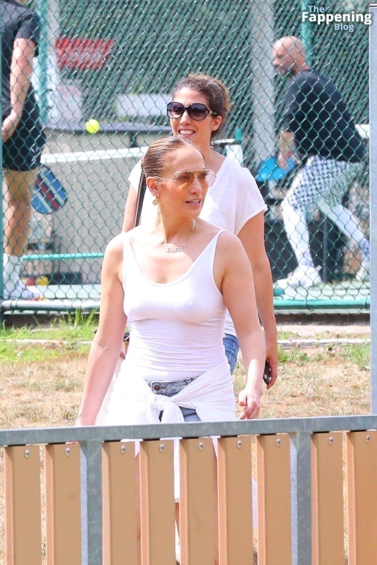 Jennifer-Lopez-Sexy-The-Fappening-Blog-9-1.jpg
