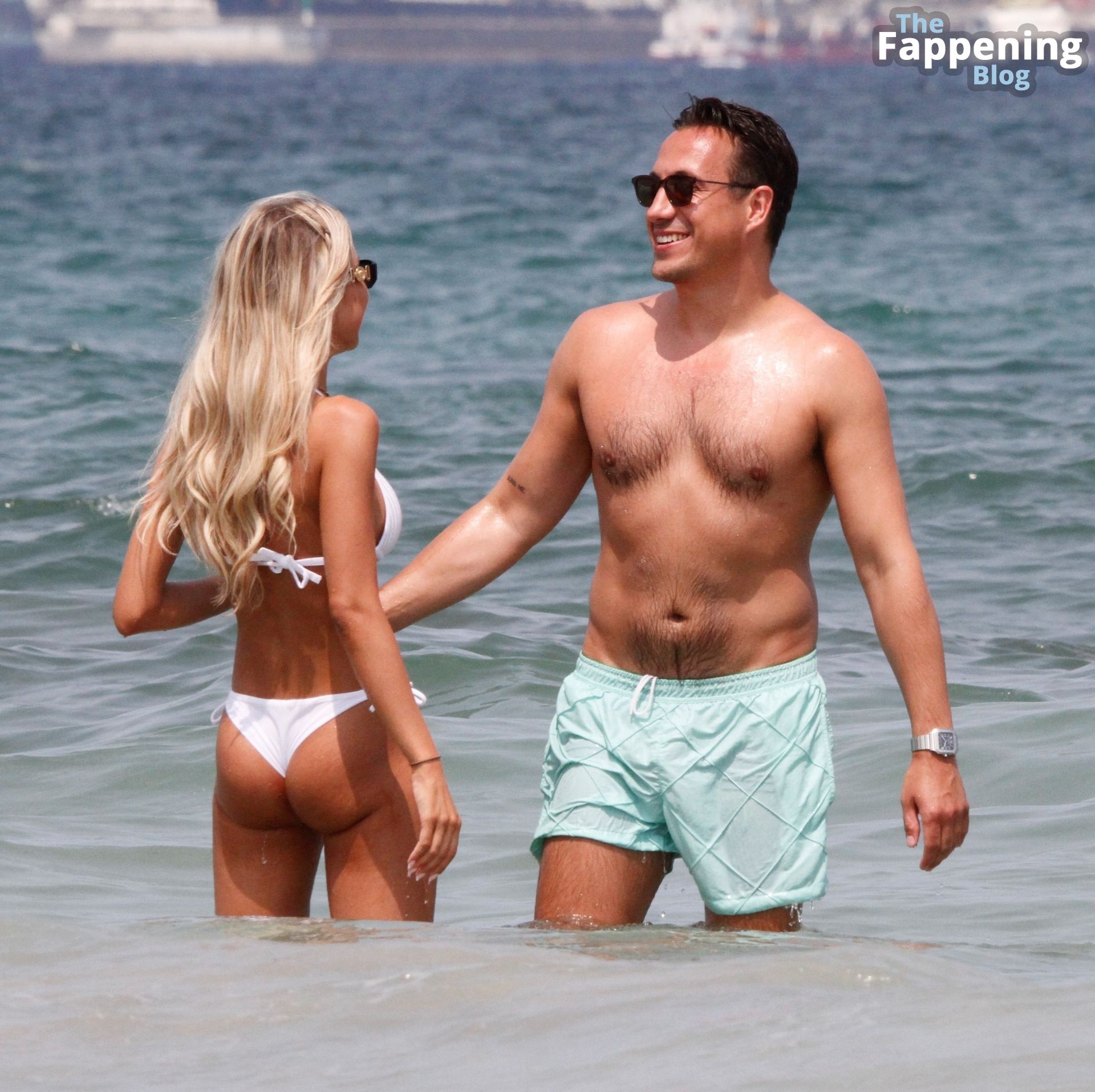 Jotti Verbruggen Enjoys Her Summer Holidays with Her New Boyfriend in Ibiza (34 Photos)