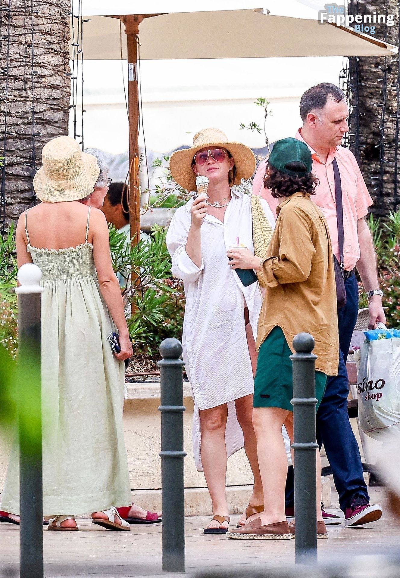 Katy Perry &amp; Orlando Bloom Enjoy Their Vacation in France (37 Photos)