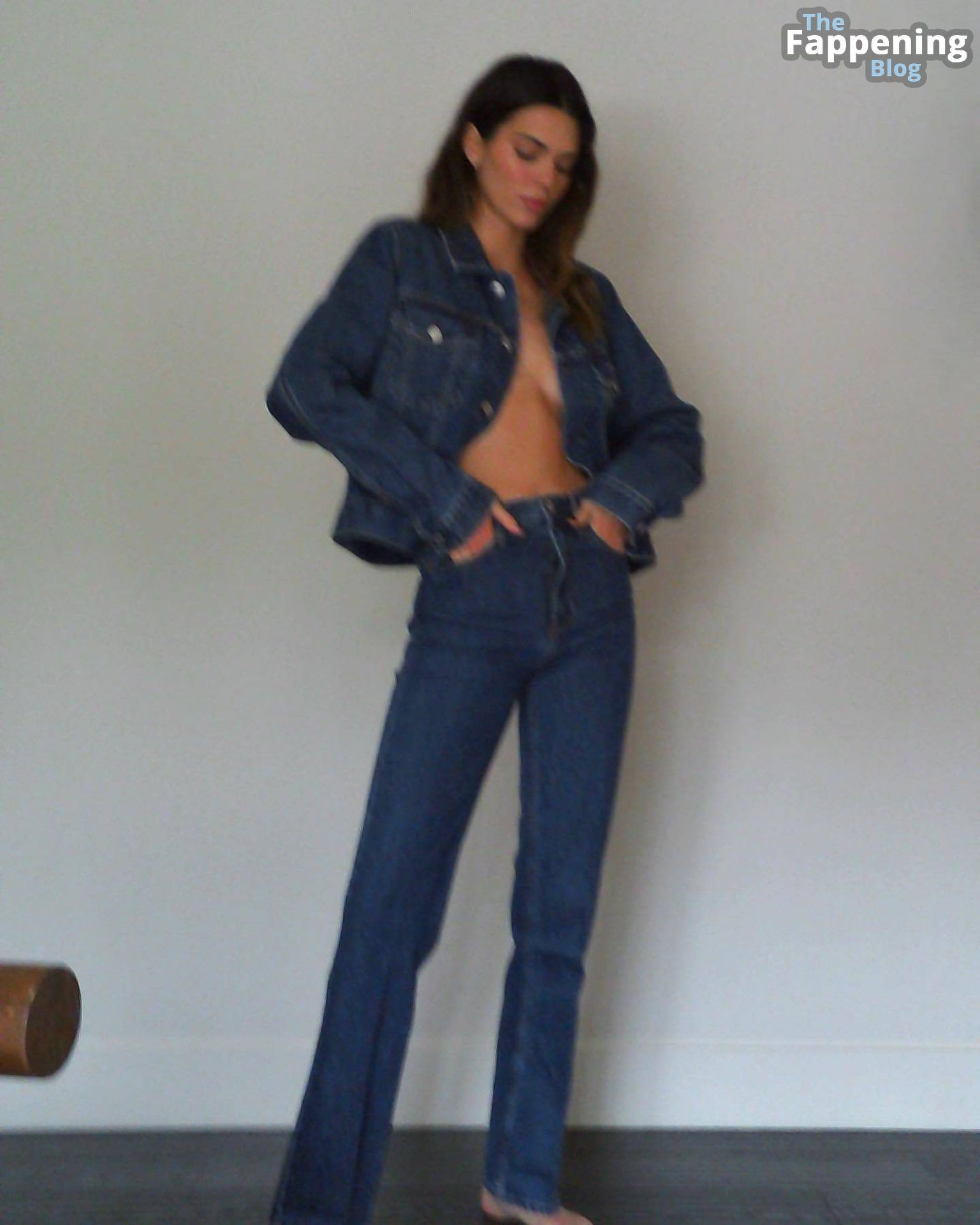 Kendall-Jenner-Calvin-Klein-Sensational-Body-5-thefappeningblog.com_.jpg
