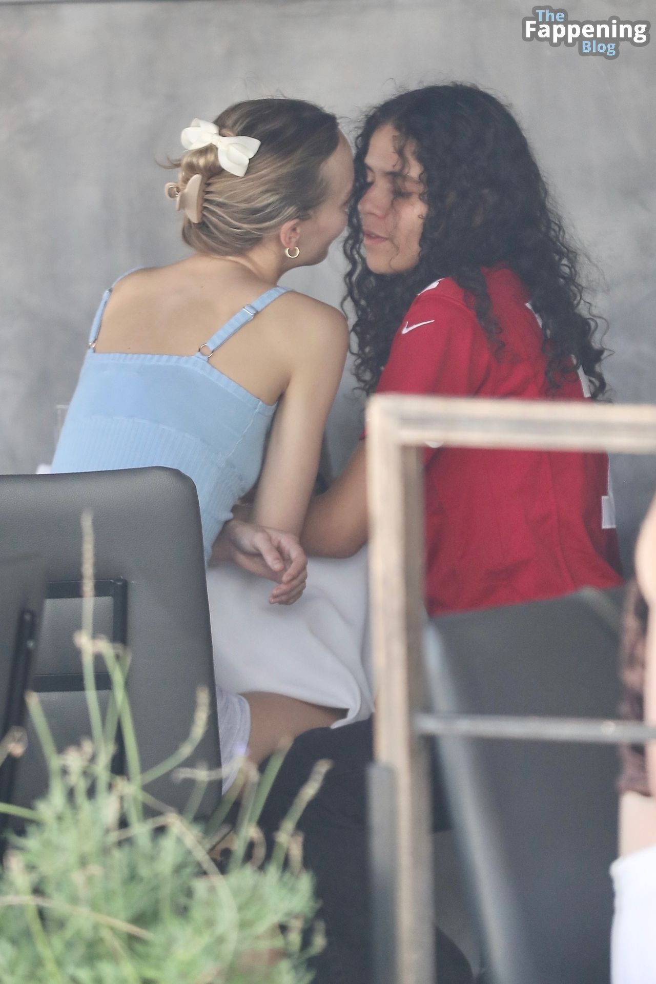 Lily-Rose Depp Goes to Lunch with Her Girlfriend 070 Shake at Crossroads (86 Photos)