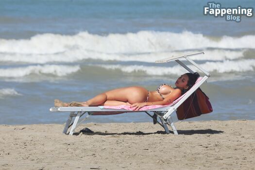 Martina Di Maria / martina_di_maria_official Nude Leaks Photo 32