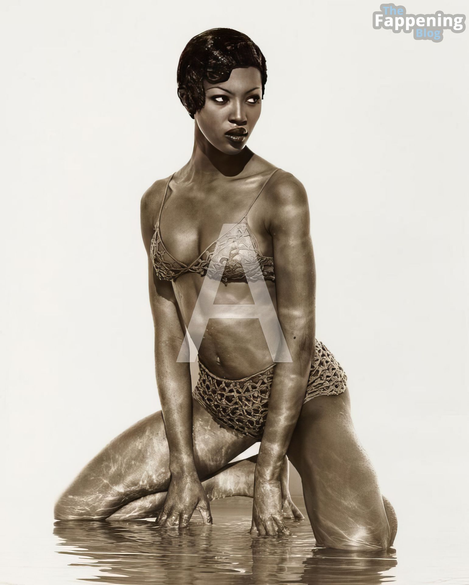Naomi Campbell Nude Sexy 1
