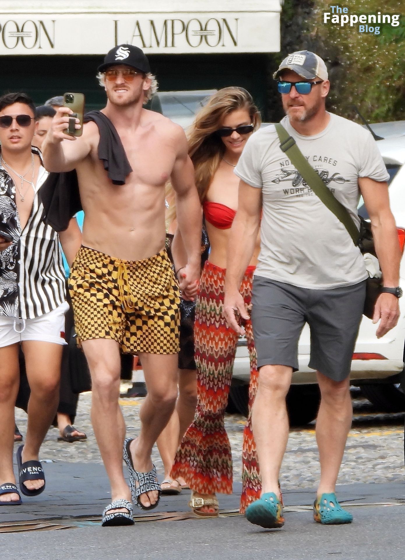 Nina Agdal &amp; Logan Paul Pack on the PDA During Their Romantic Holiday Break in Portofino (152 Photos)