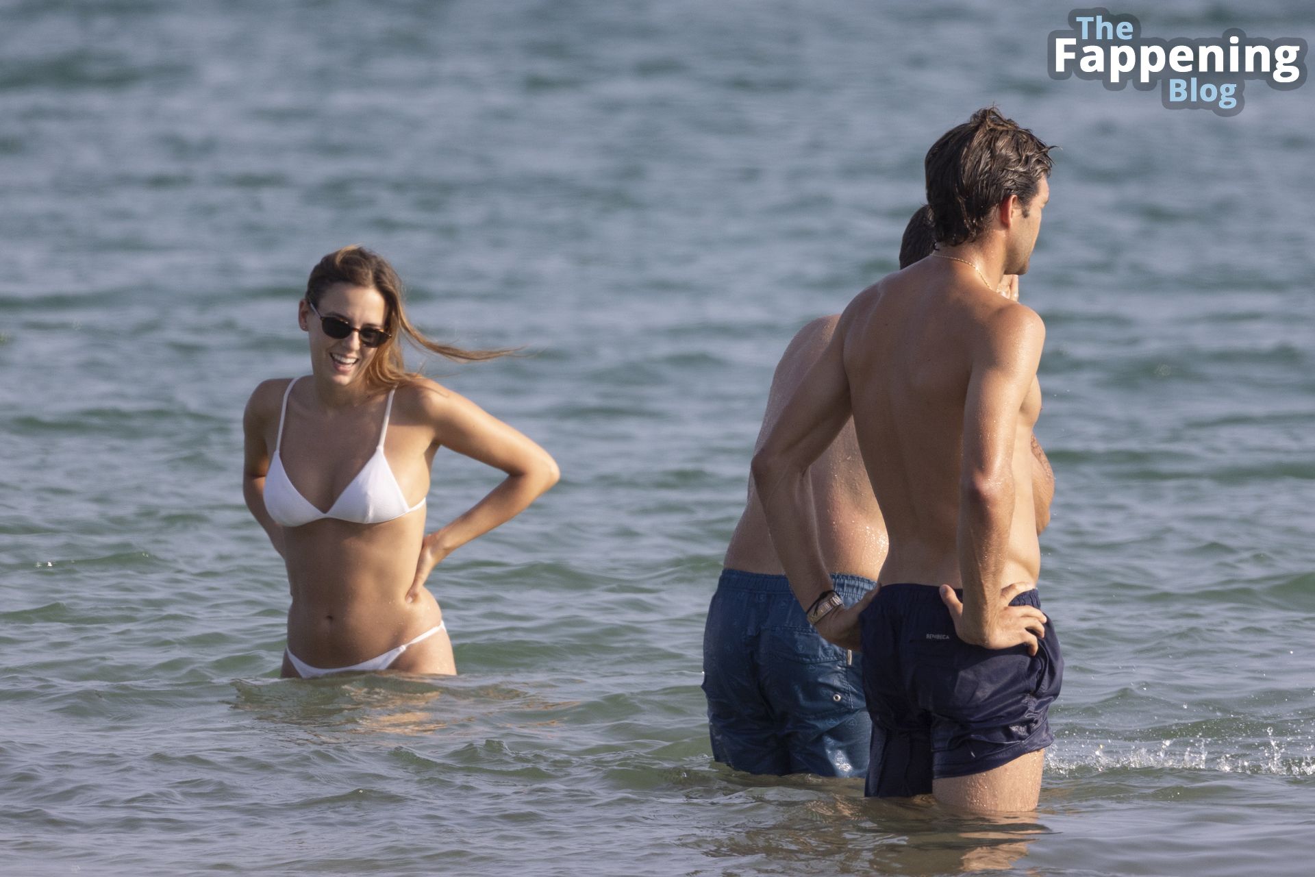 Paloma Vega-Penichet & Marcos Alonso Enjoys a Day on the Beach in Cadiz (20 Photos)