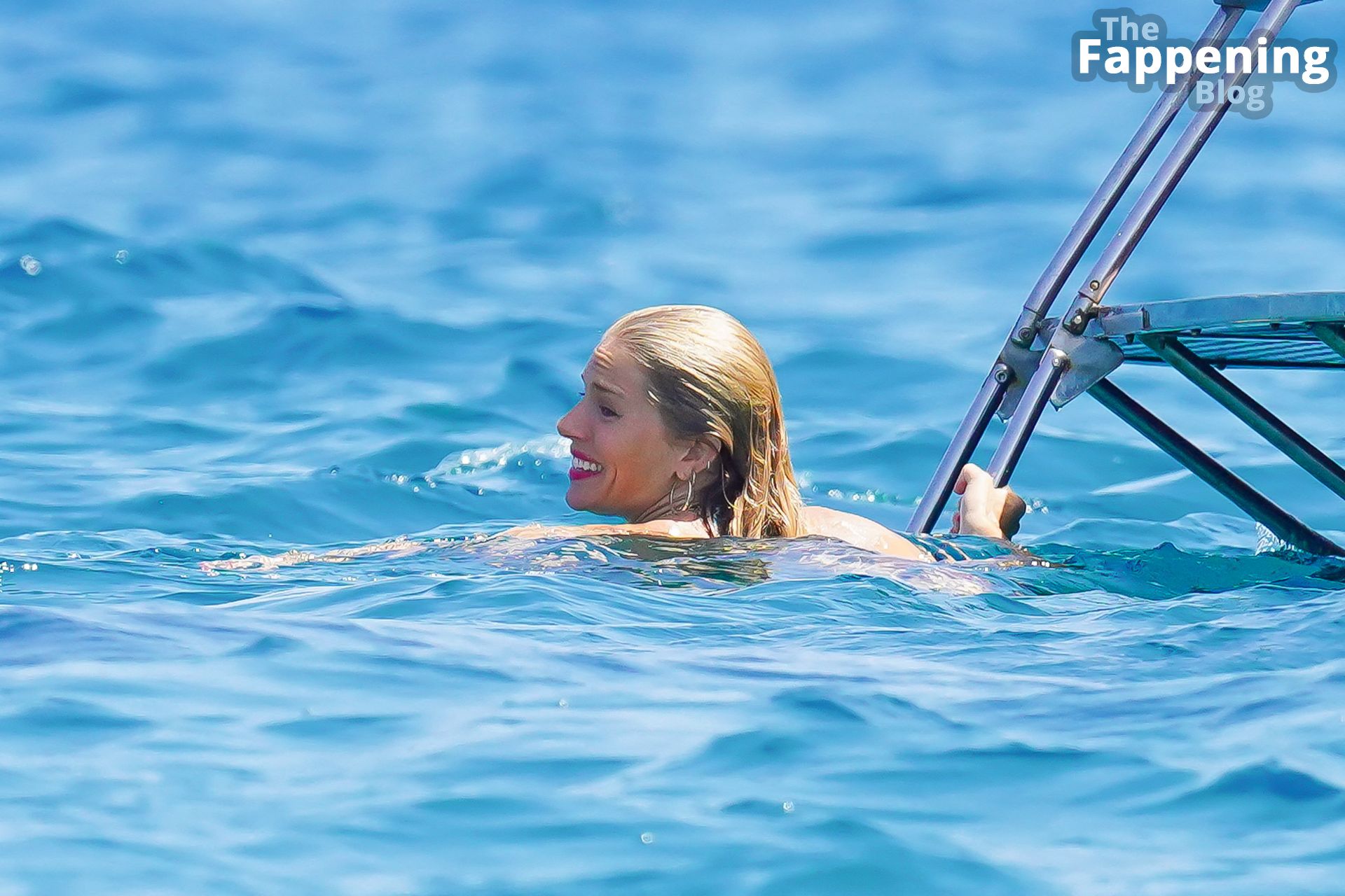 Sienna Miller Looks Hot in a Bikini as She’s Seen on Vacation in St Tropez (30 Photos)