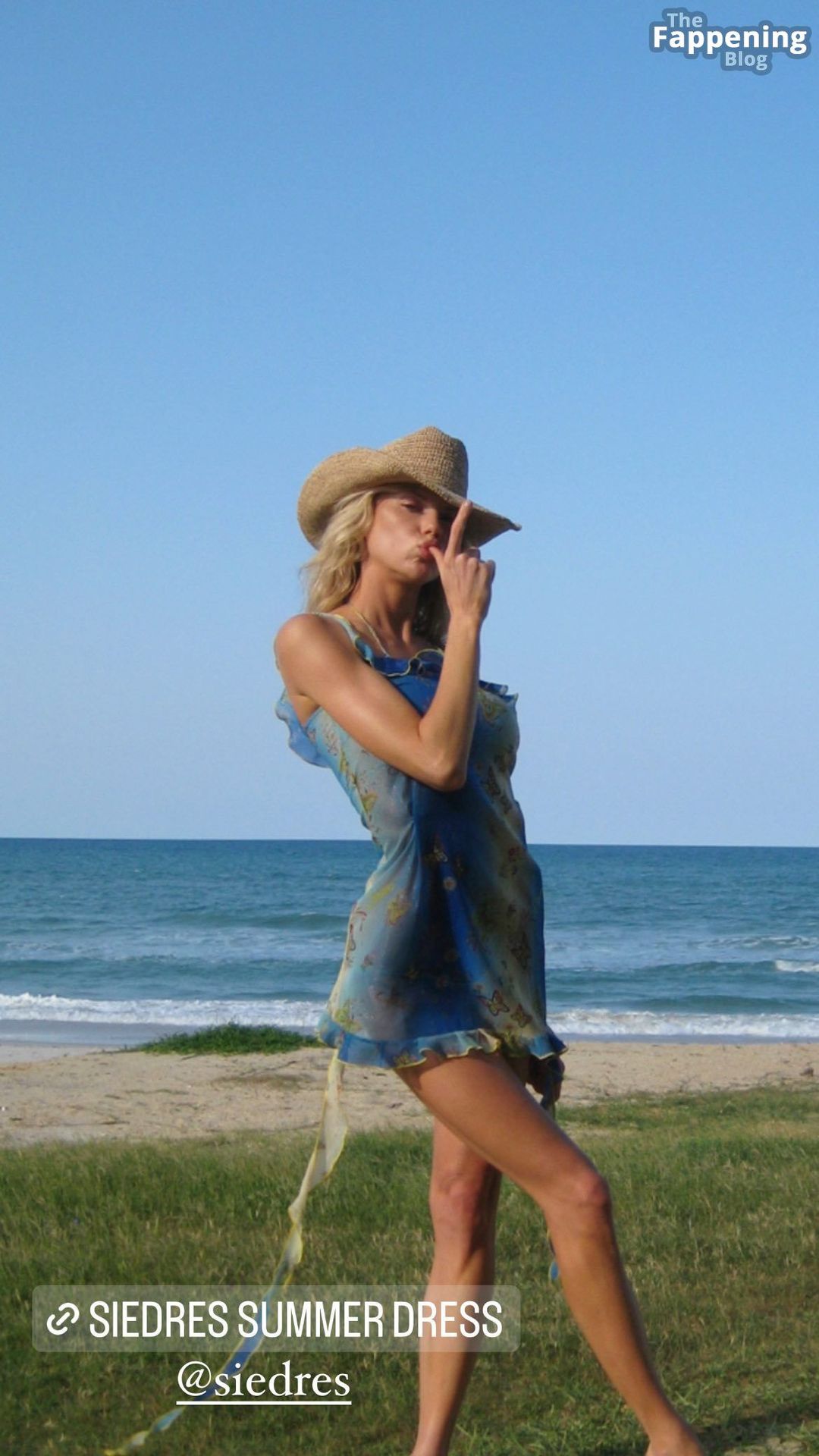 Charlotte McKinney Displays Her Slender Figure in a Bikini (7 Photos)