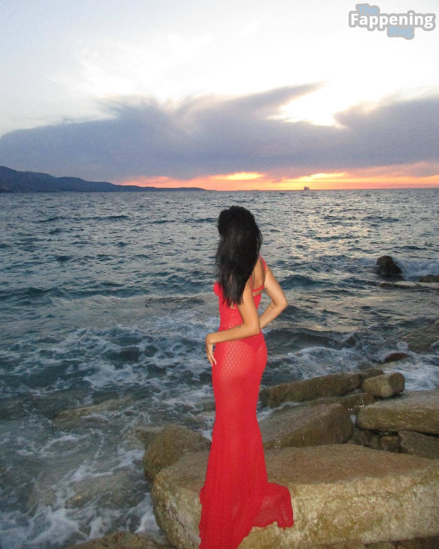 dua-lipa-sunset-red-dress-thong-panties-14-thefappeningblog.com_.jpg
