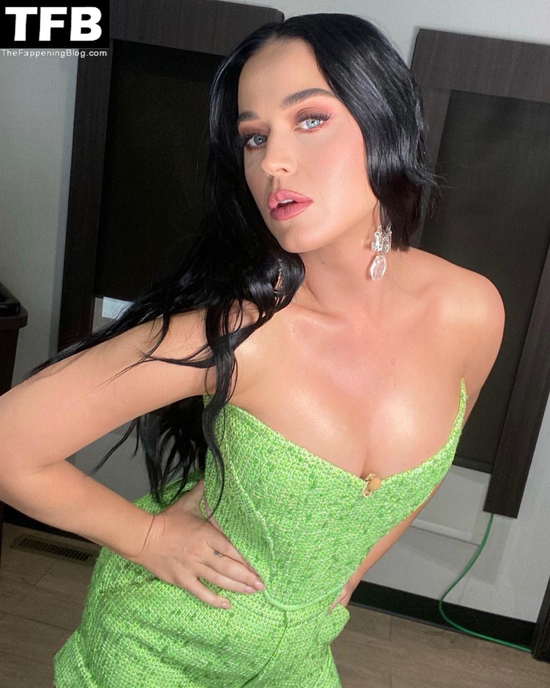 Katy Perry Nude &amp; Sexy Collection – Part 8 (127 Photos)
