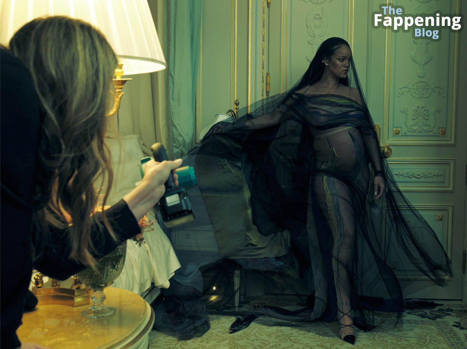 Rihanna Nude &amp; Sexy – Vogue Magazine Outtakes (29 Photos)